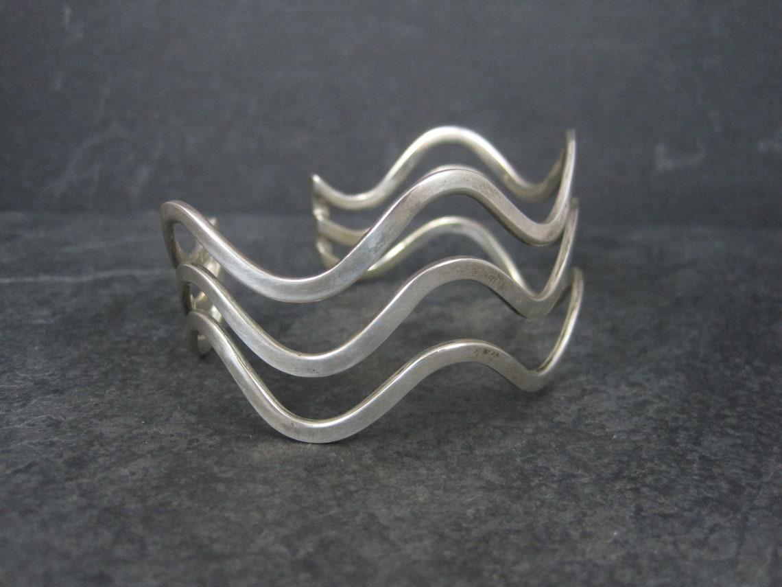Pulsera brazalete ondulada de plata de ley vintage 7 pulgadas en venta 3