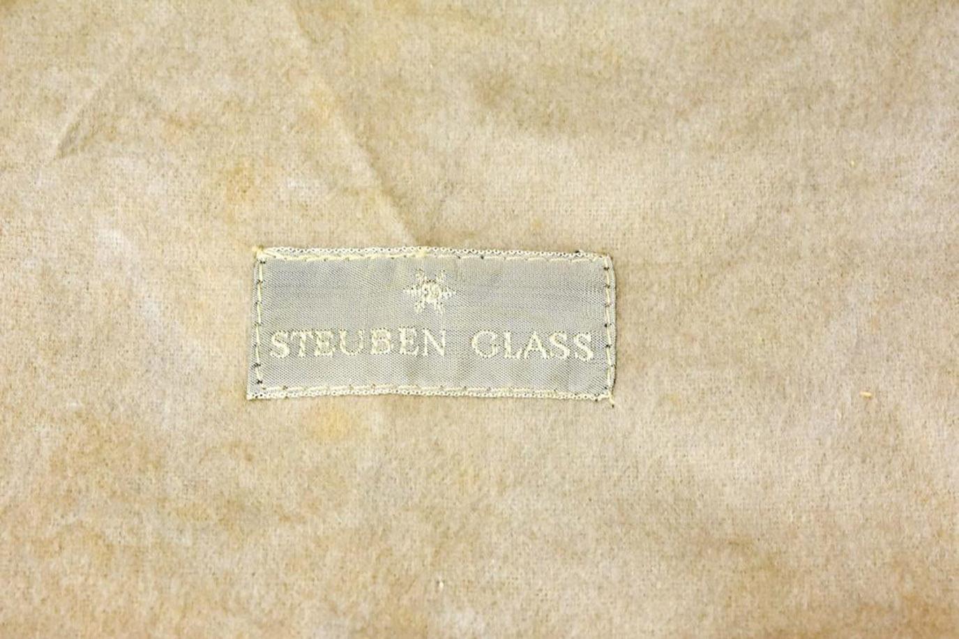 Mid-Century Modern Vintage Steuben Glass Crystal Pedestal Centerpiece For Sale