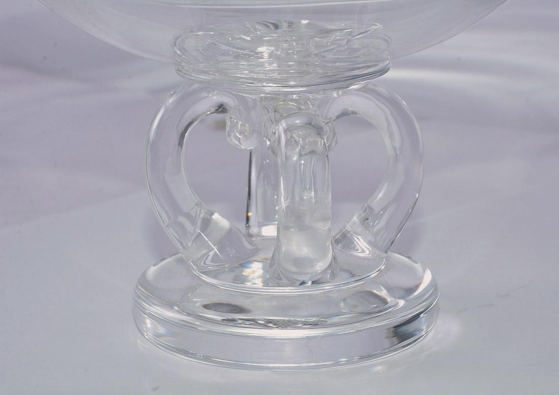 Cristal Centre de table vintage à piédestal en cristal de verre Steuben en vente