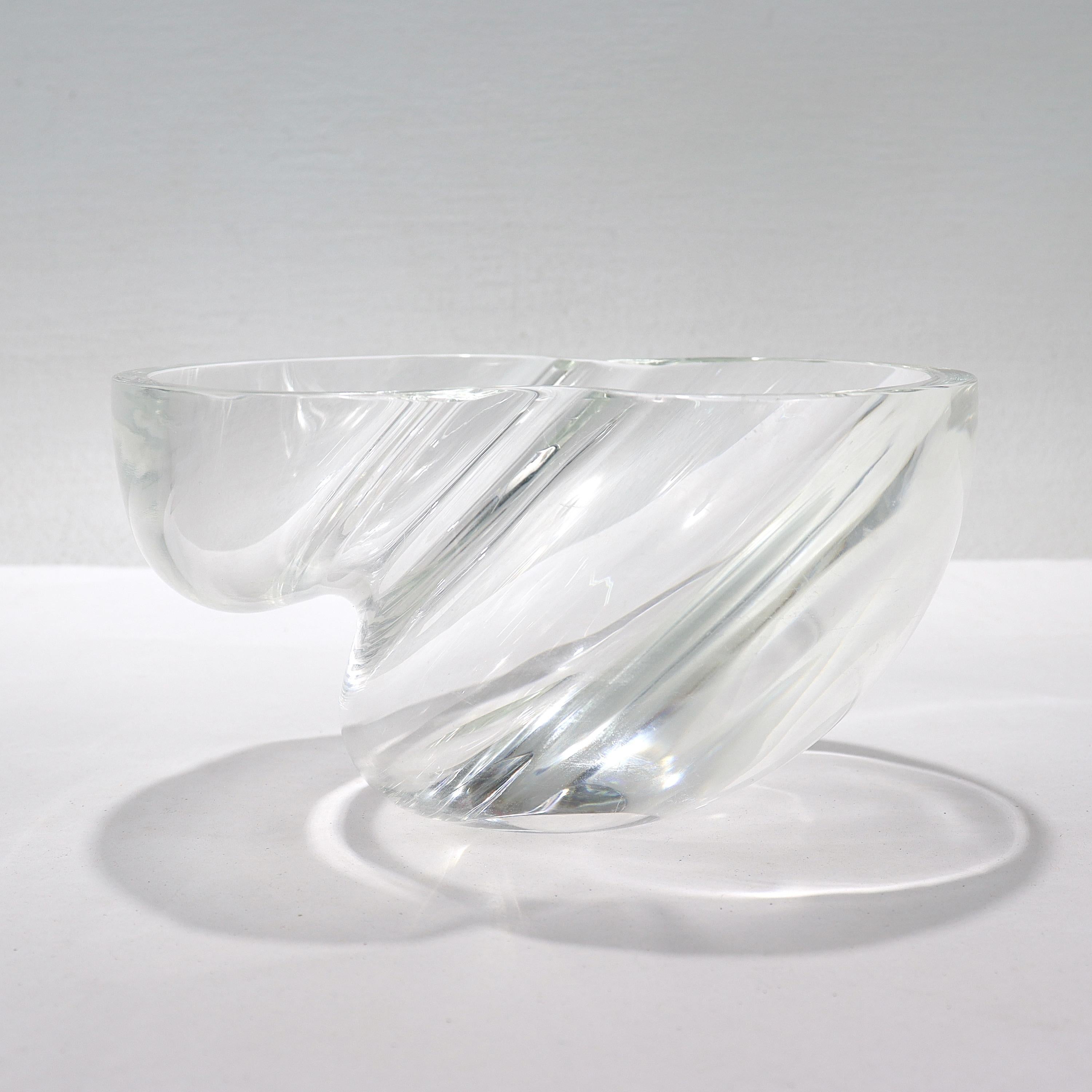 American Vintage Steuben Glassworks Art Glass Nimbus Bowl, 1980s For Sale
