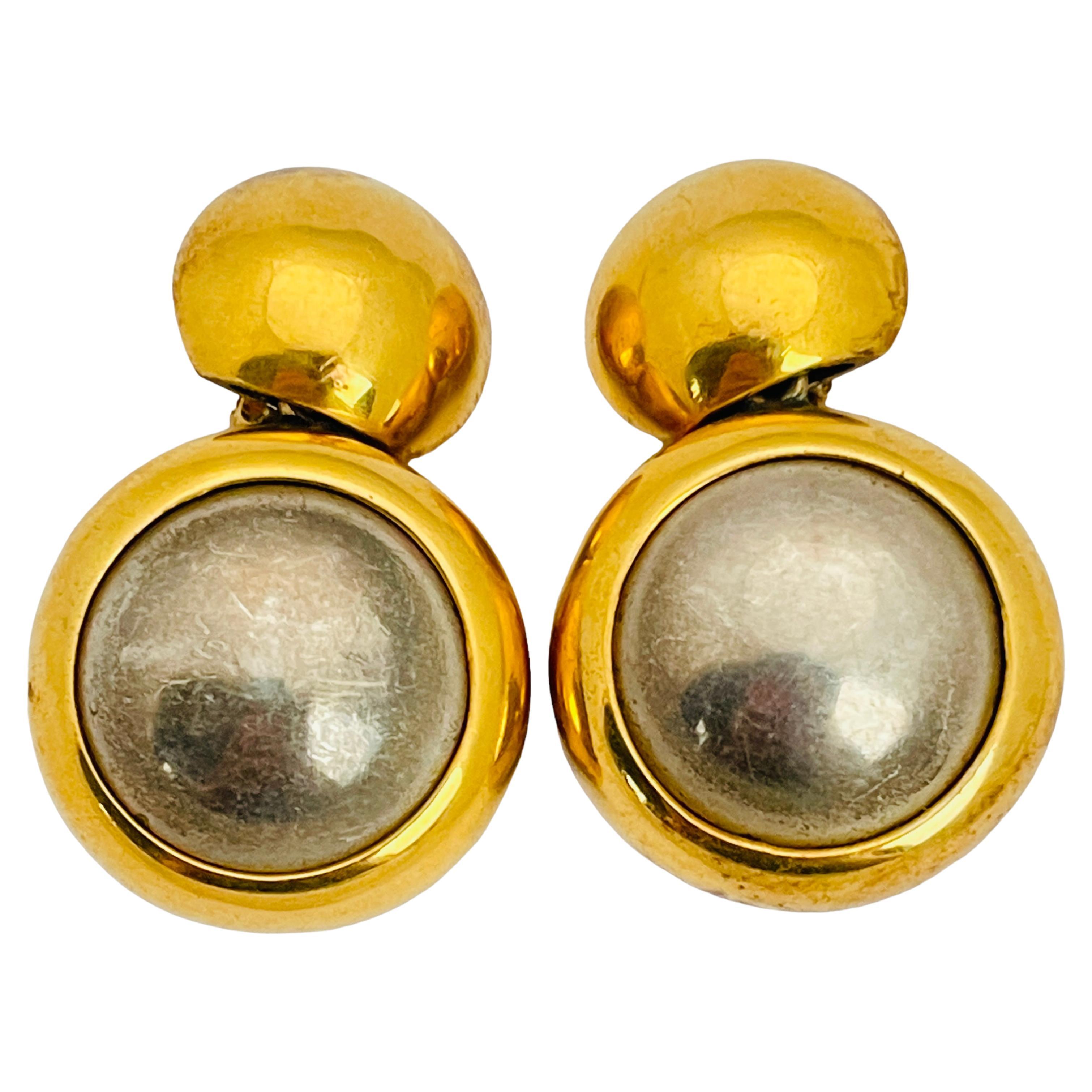 Vintage STEVE VAUBEL gold silver modernist designer clip on earrings For Sale