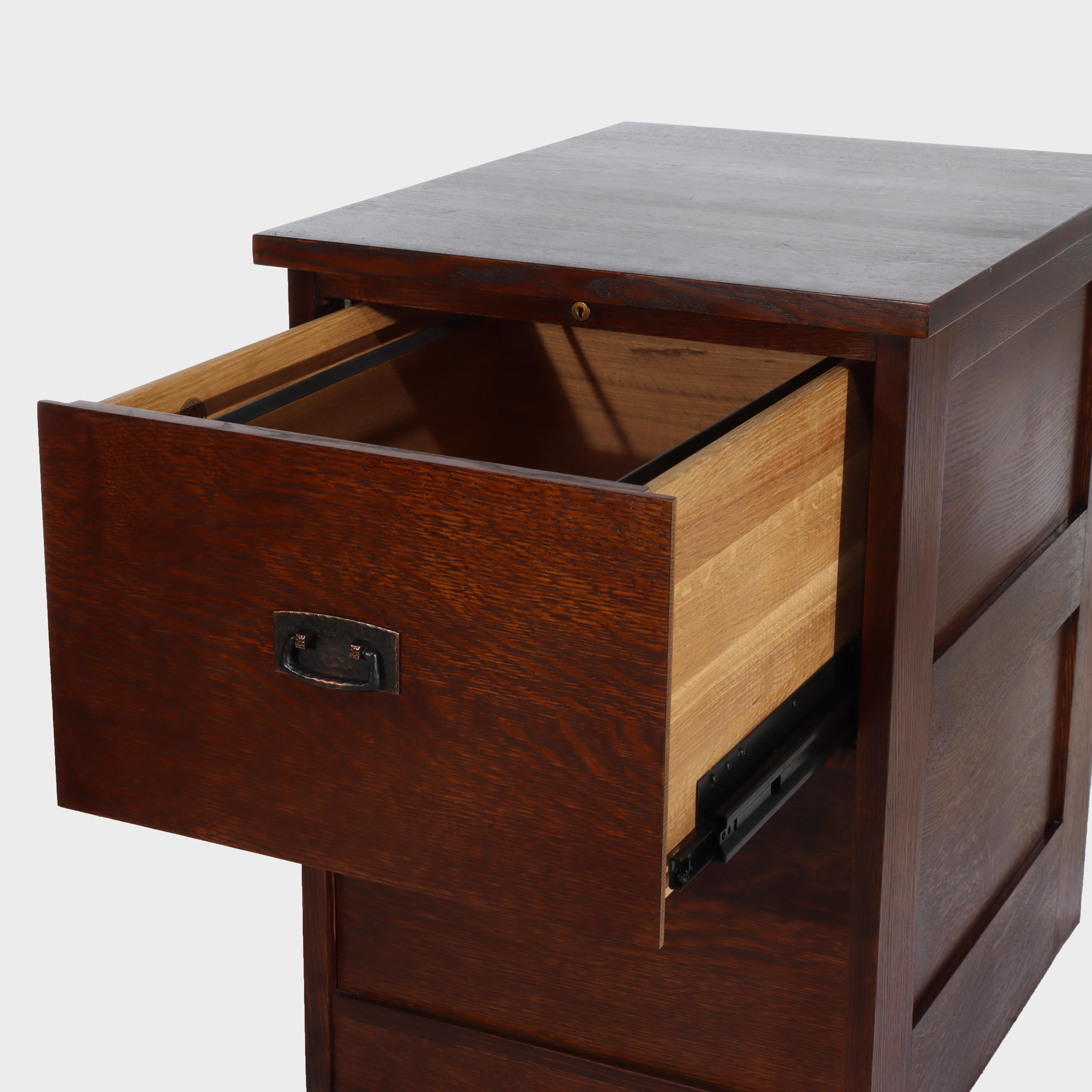 Vintage Stickley Arts & Crafts Mission Oak & Hammered Copper File Cabinet c1920 im Angebot 1