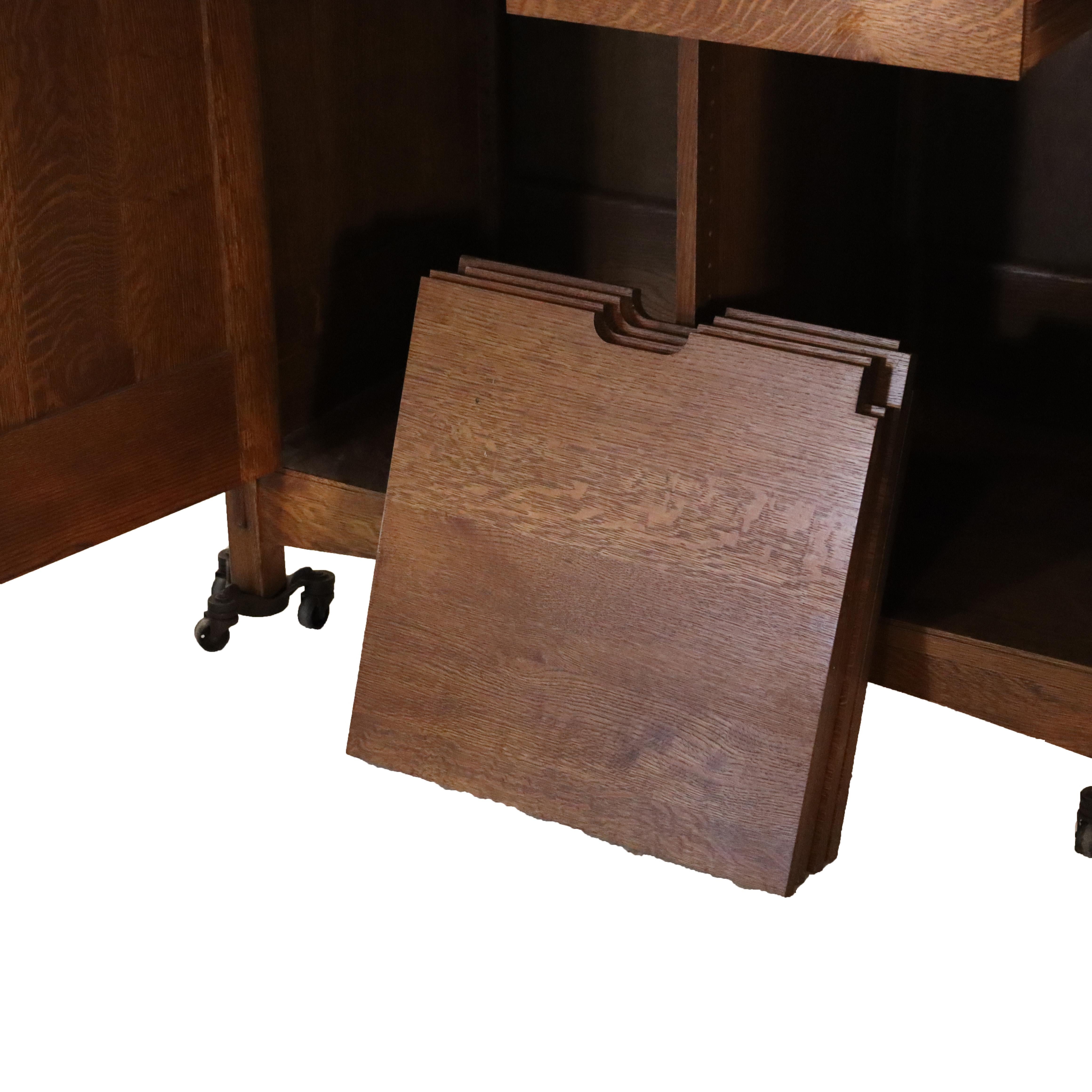 Vintage Stickley Arts & Crafts Oak & Hammered Copper Entertainment Cabinet im Angebot 2