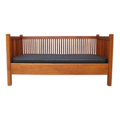 Vintage Stickley Cherry Spindled Even-Arm Arts & Crafts Style Settee 20thC