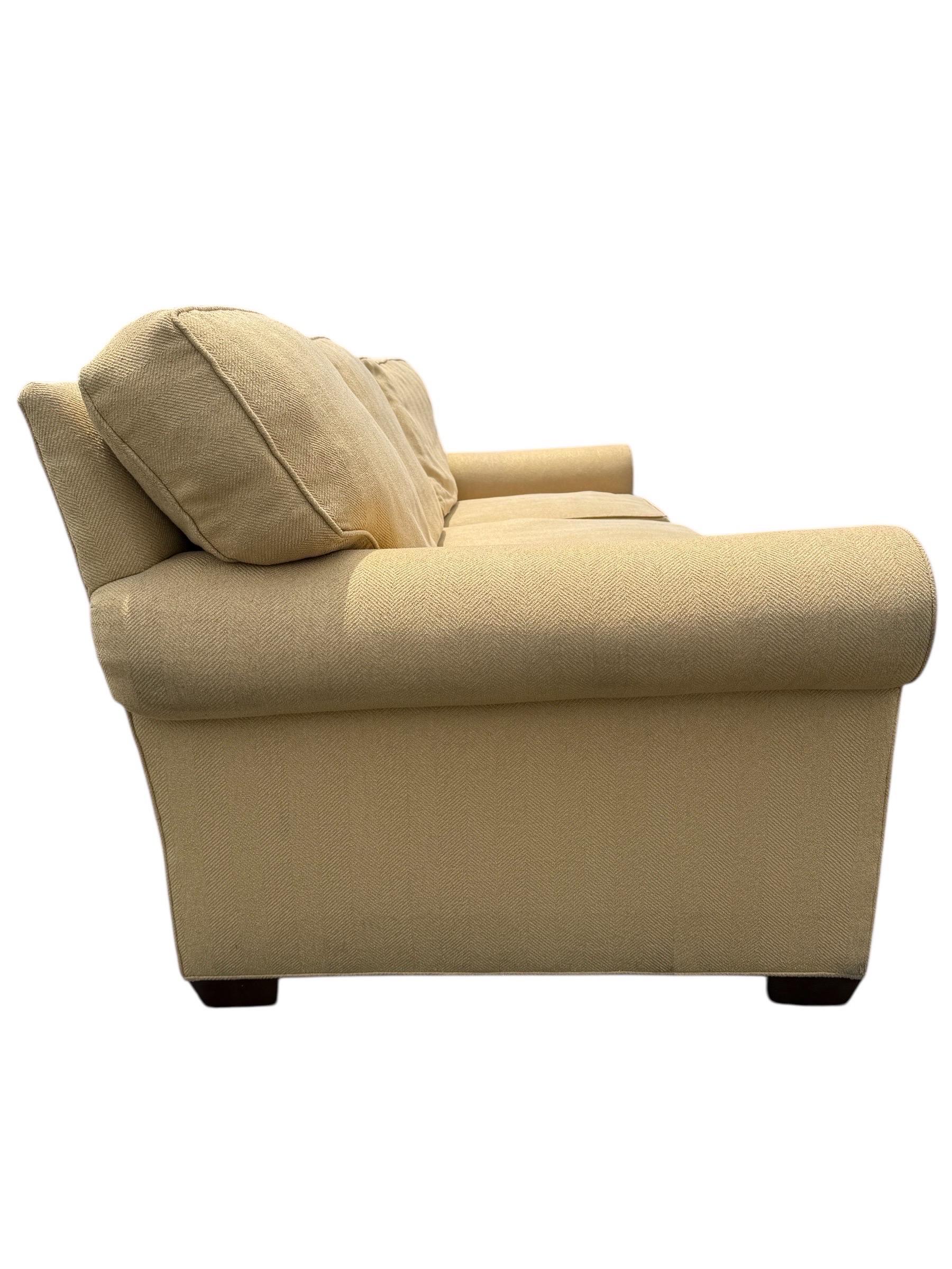 Americano Divano imbottito Stickley Tan d'epoca in vendita