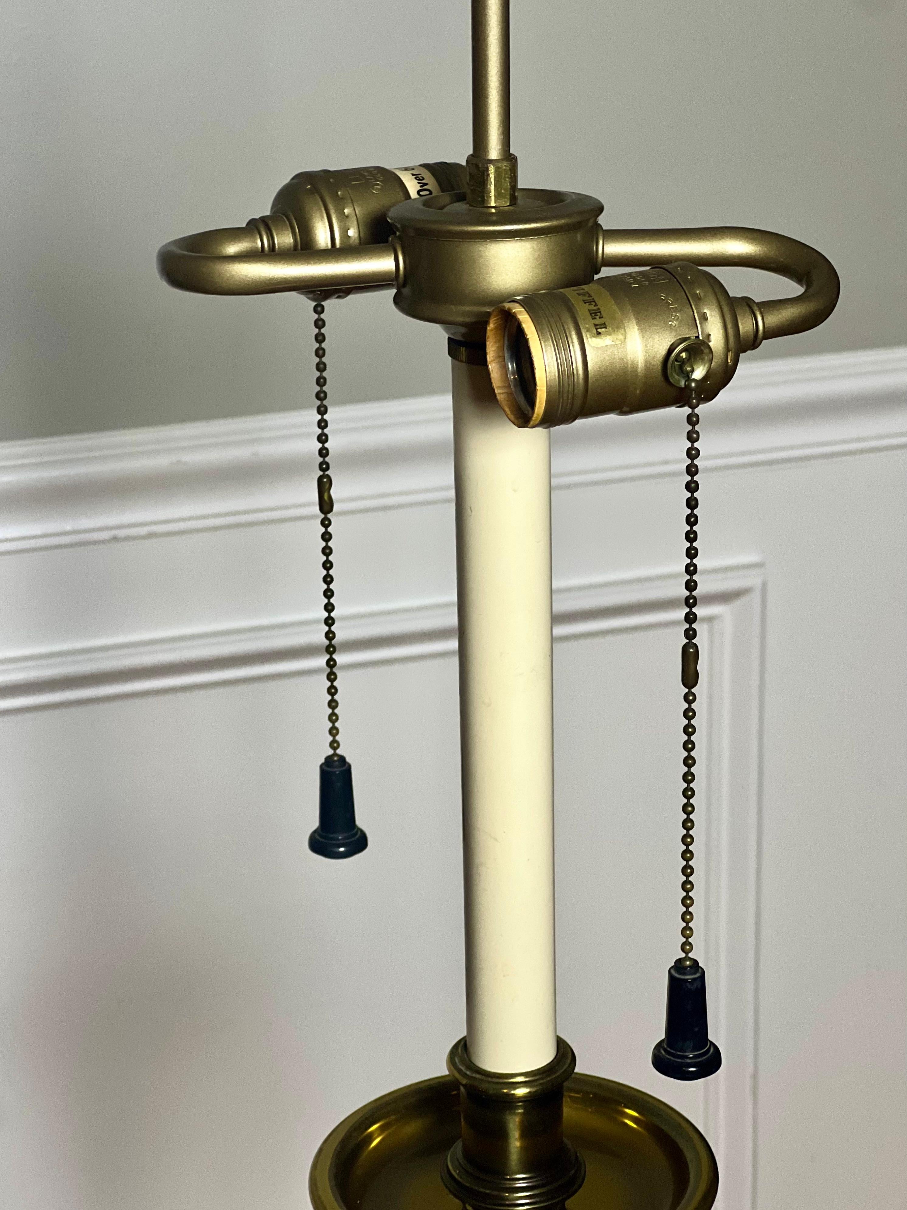 Lampadaire Stiffel vintage avec table en verre en vente 1