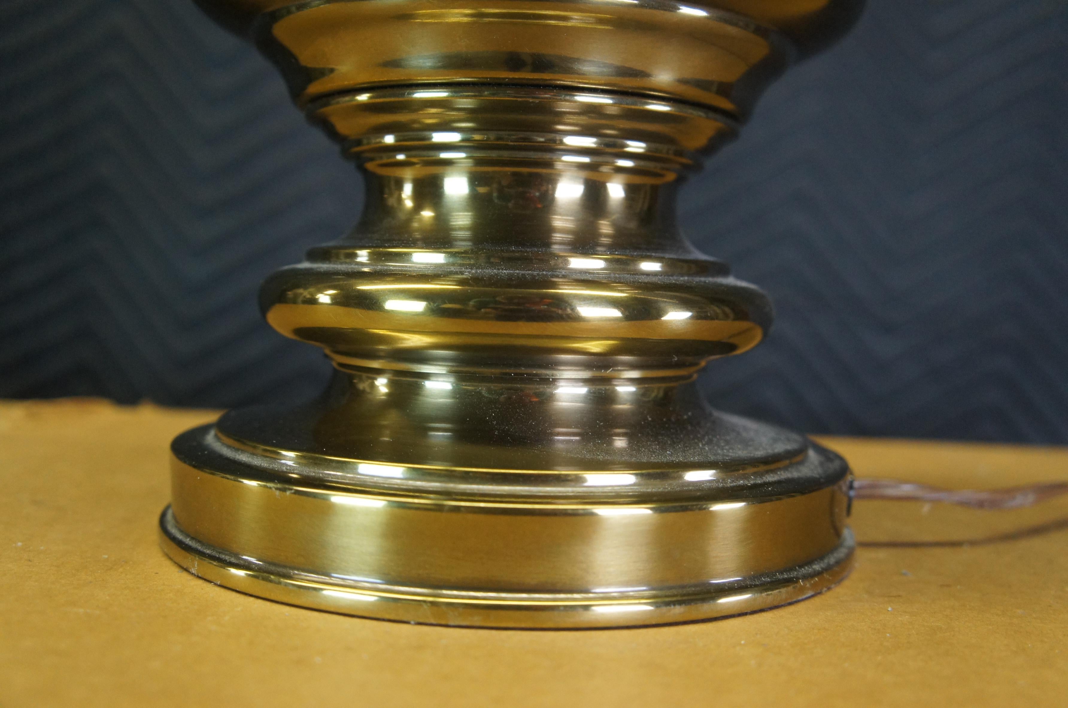 Vintage Stiffel Brass Hollywood Regency Style Trophy Urn Table Lamp 2