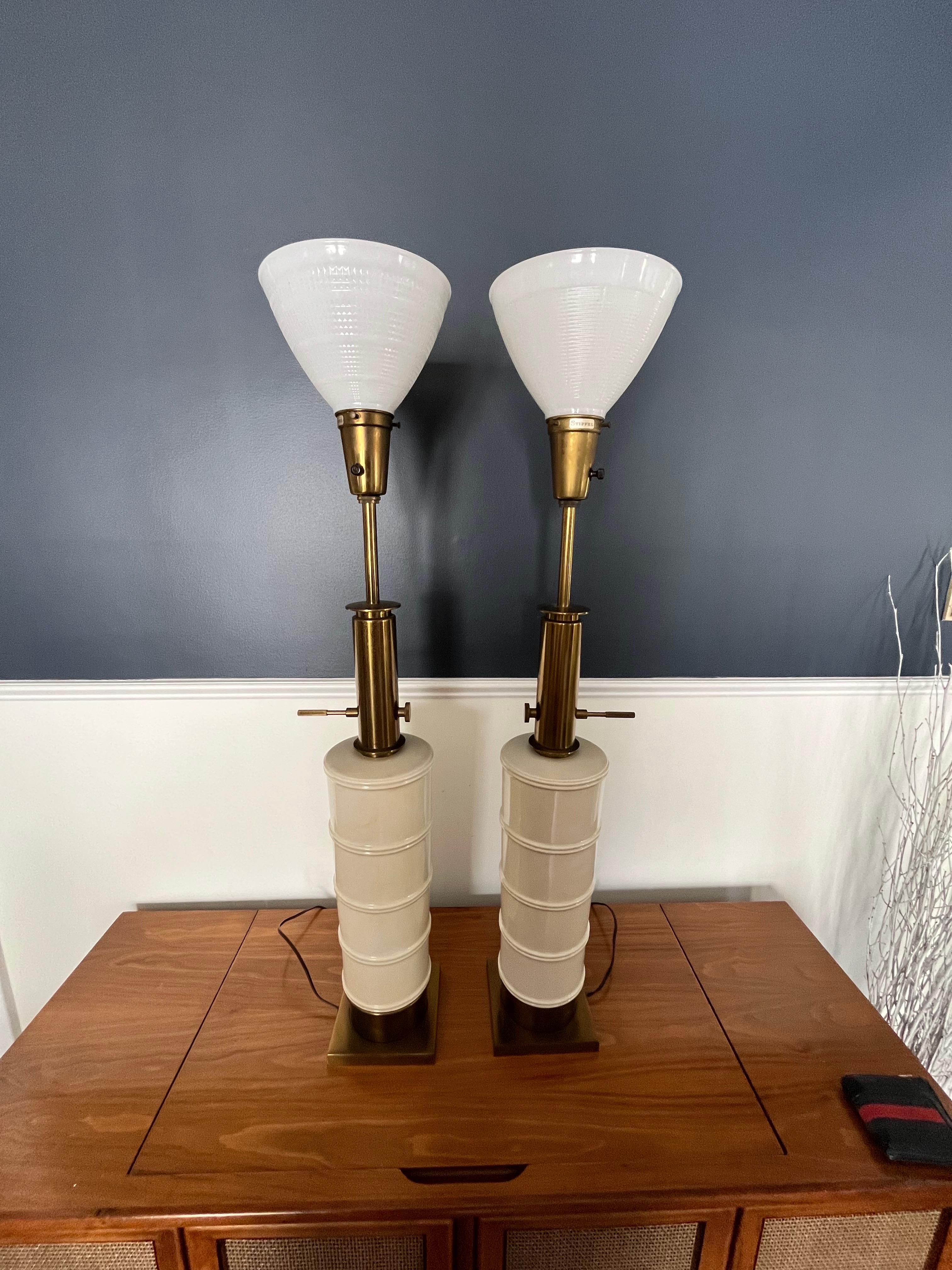 Lámparas antorcha vintage Stiffel de cerámica de bambú sintético en Bueno estado para la venta en W Allenhurst, NJ