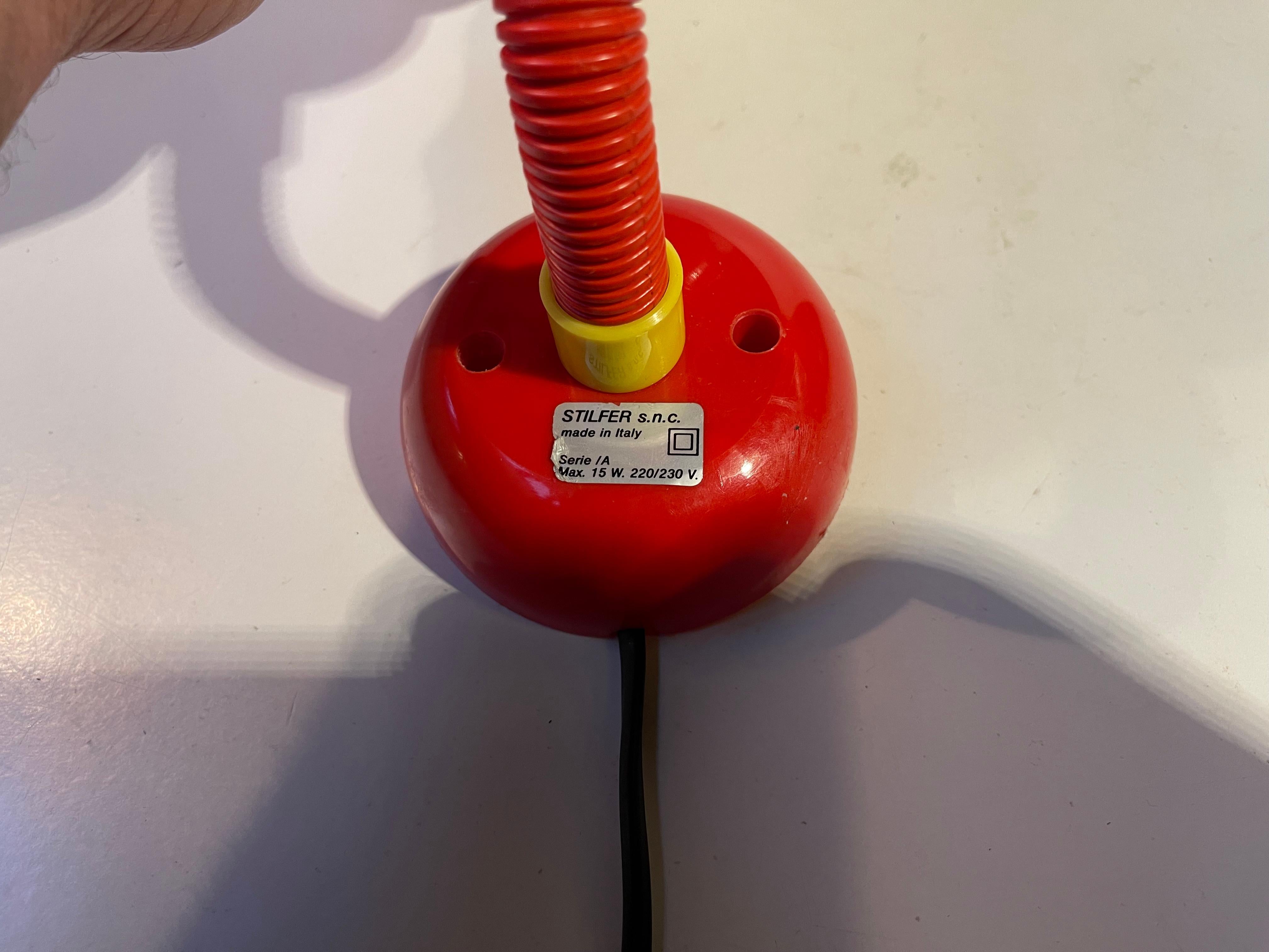 Lámpara de pared vintage de plástico Stilfer Milano Robot, años 70 Moderno de mediados de siglo en venta
