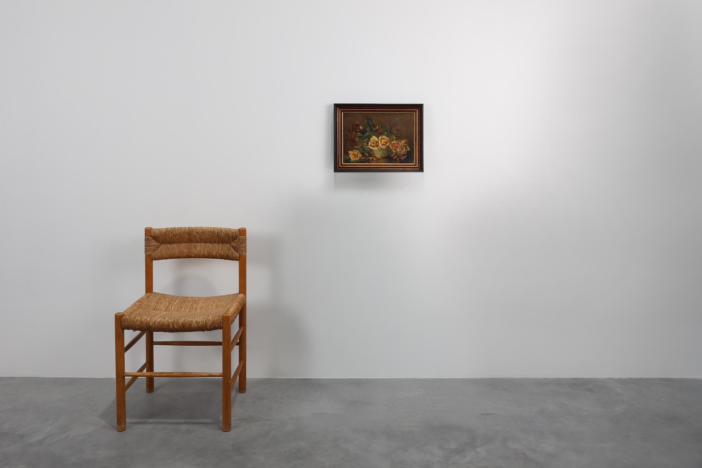 Frankreich / 1940 / Malerei / Holz, Leinwand / Mitte des Jahrhunderts / Vintage

Ein Ölgemälde mit einem farbenfrohen Strauß aus Rosen und anderen zarten Blumen, elegant in einen Holzrahmen eingefasst. Sowohl Gemälde als auch Rahmen weisen