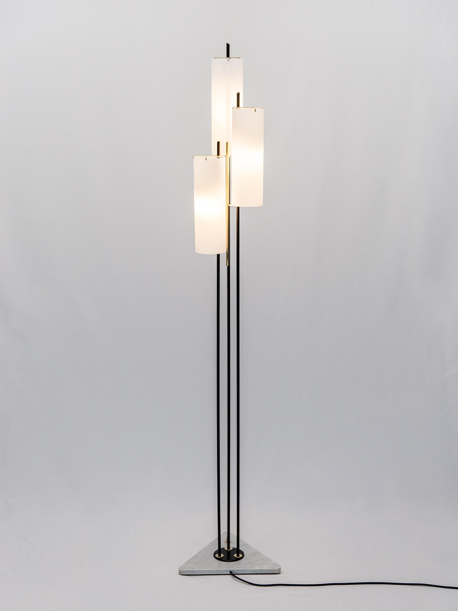 Vintage Stilnovo Glass & Marble Floor Lamp, Italy, 1950s  3