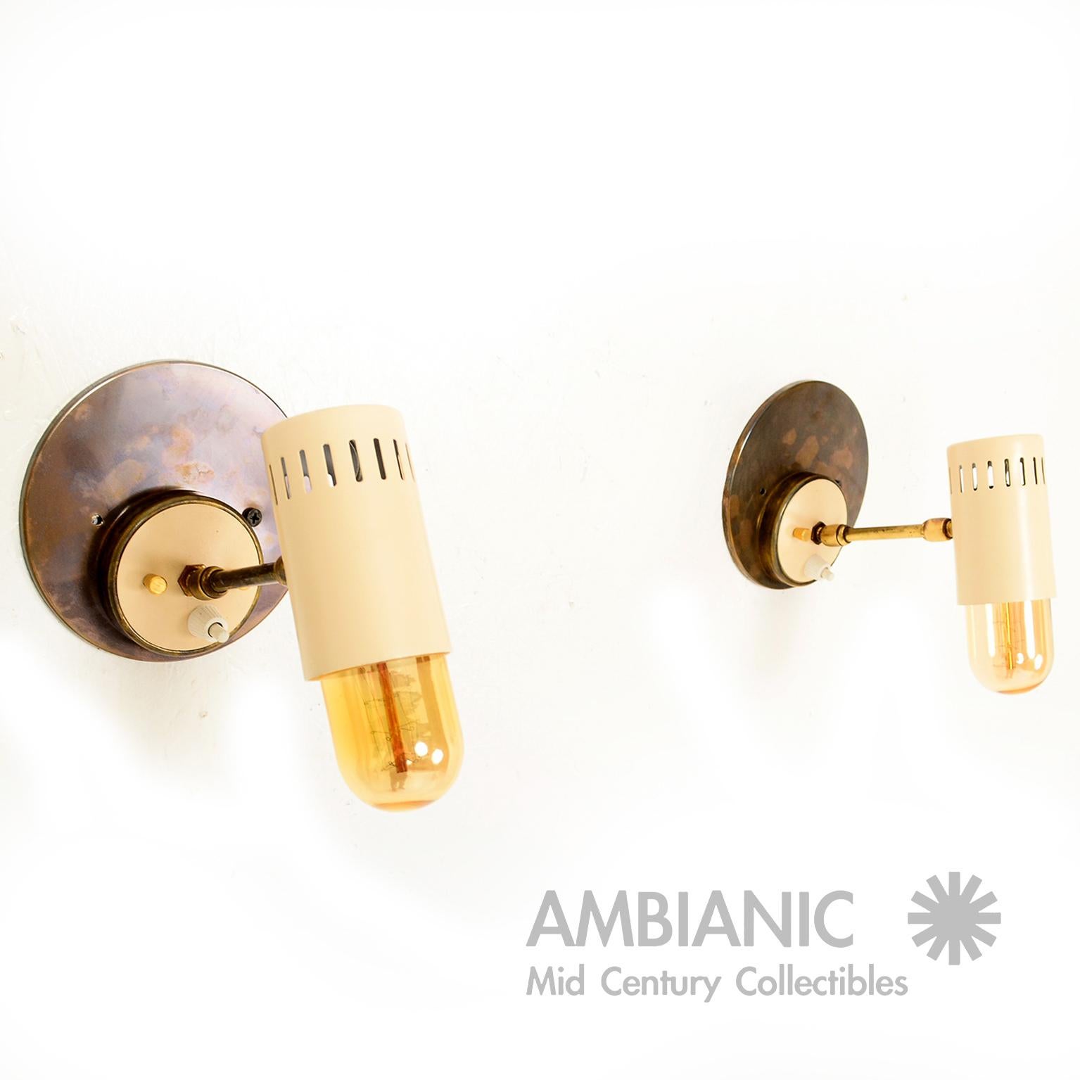 Subtle Stilnovo Spotlight Cream Ivory with Brass Wall Sconces Italy 1950s In Good Condition In Chula Vista, CA
