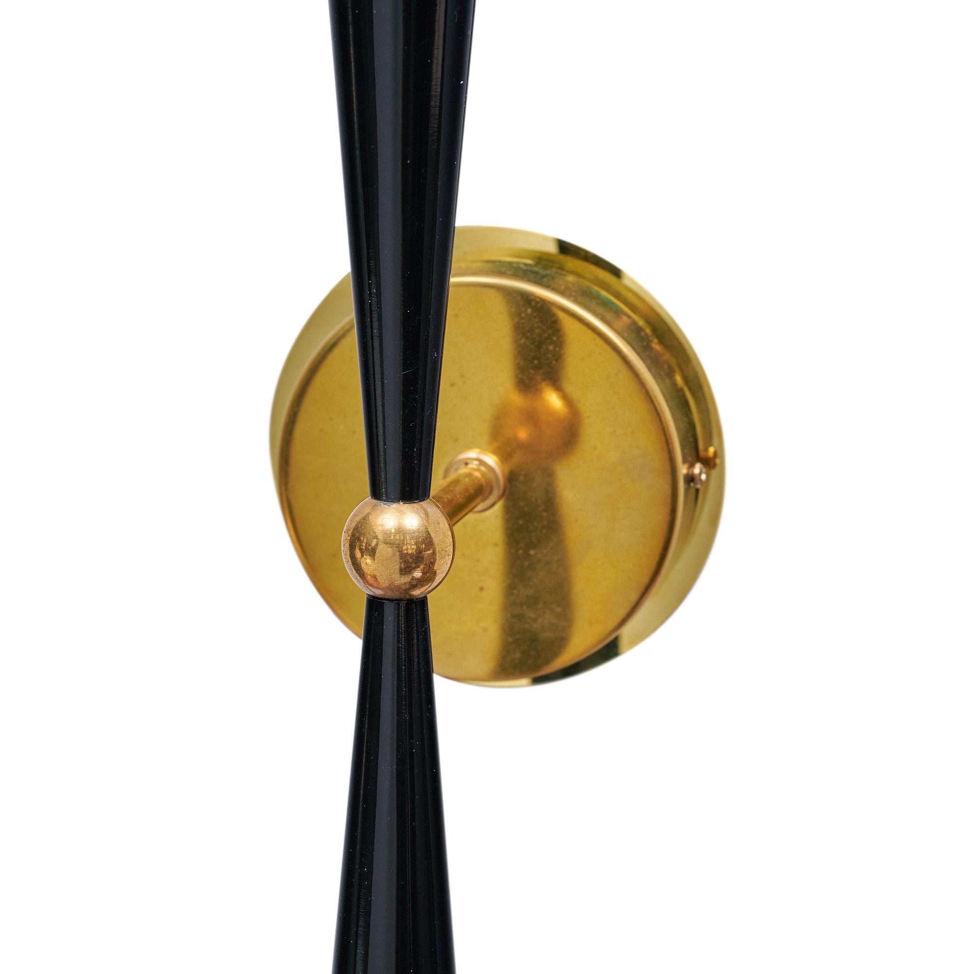 Ottone Applique italiane d'epoca in stile Stilnovo in vendita
