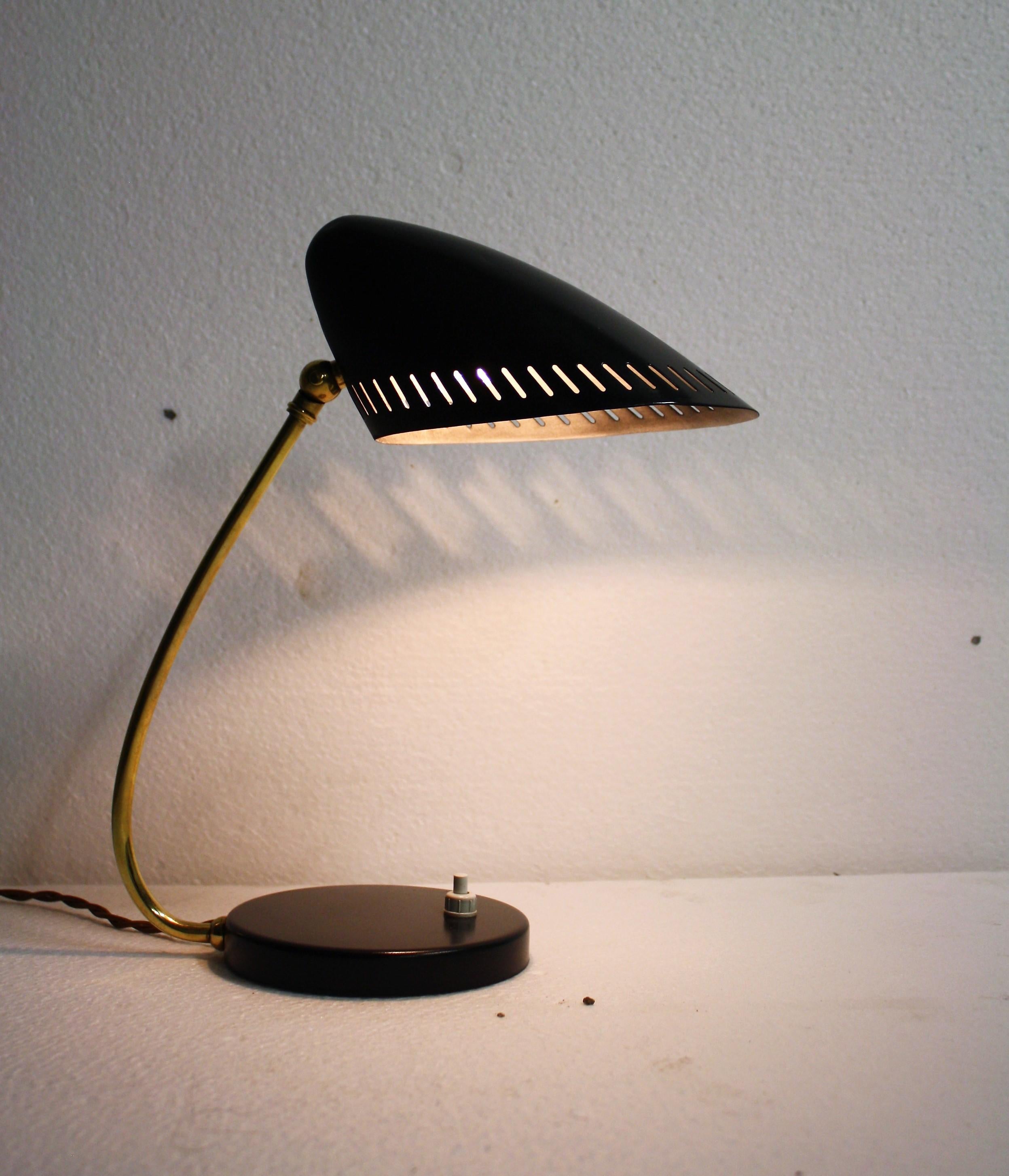 Mid-Century Modern Vintage Stilnovo Table Lamp, 1960s, Italy