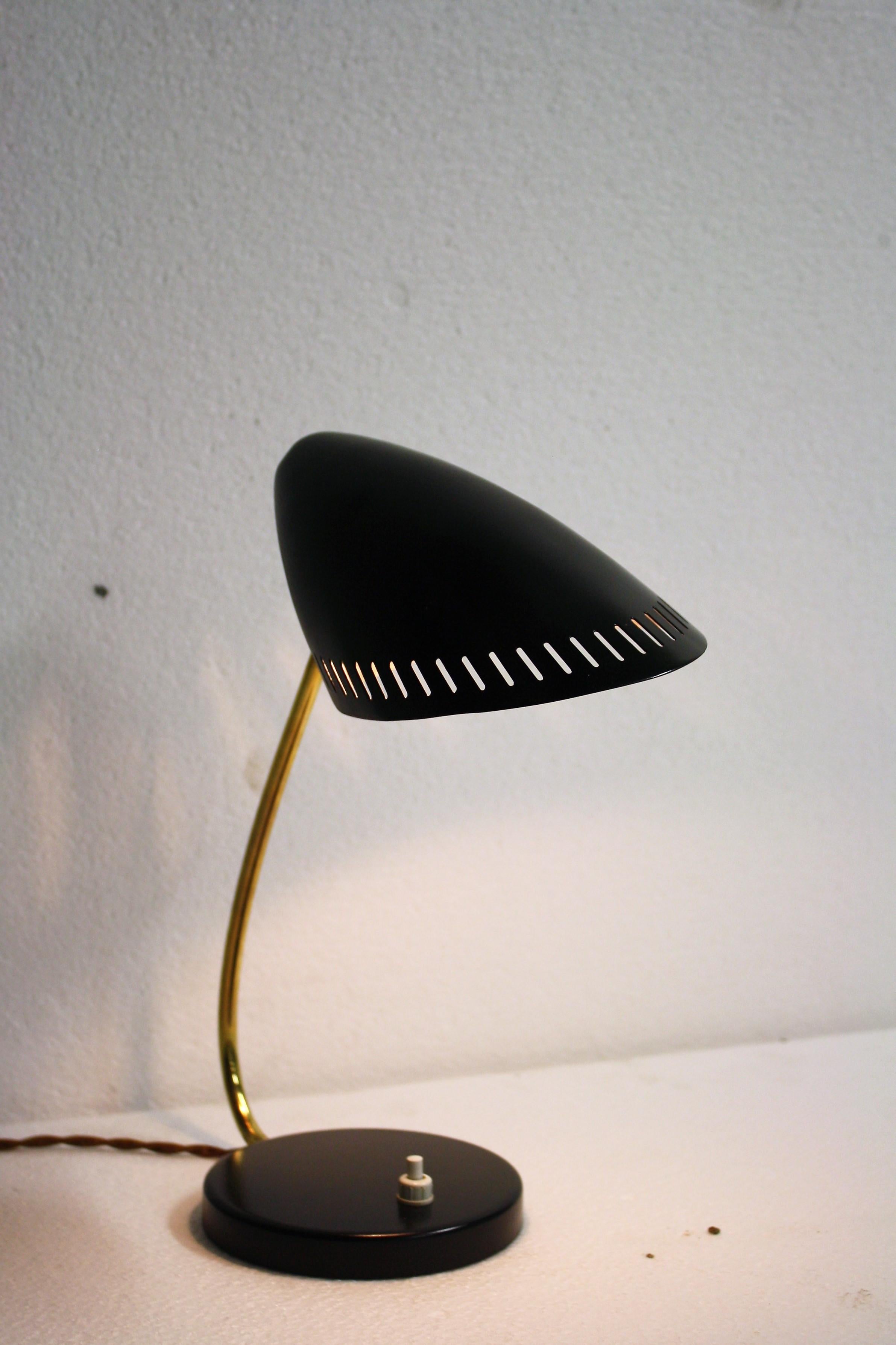 Vintage Stilnovo Table Lamp, 1960s, Italy In Good Condition In HEVERLEE, BE