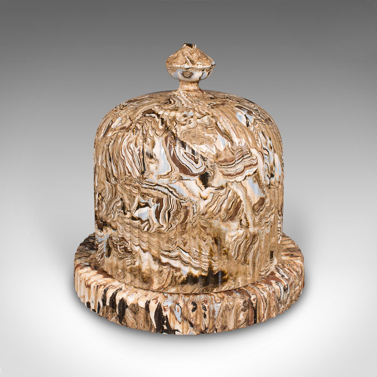 Mid-Century moderno Custode di formaggio Stilton d'epoca, stile Georgiano, inglese, cupola in ceramica in vendita