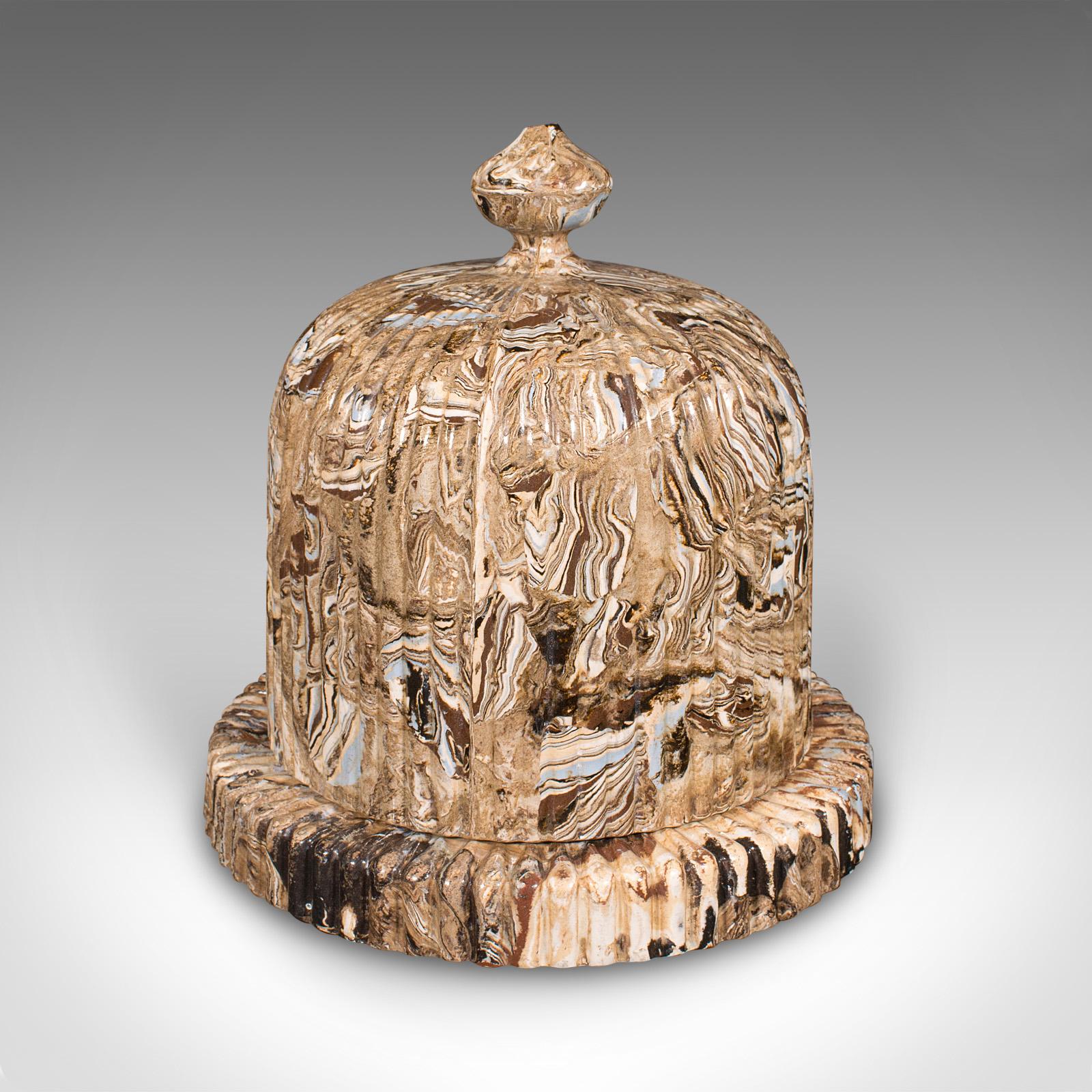 Britannico Custode di formaggio Stilton d'epoca, stile Georgiano, inglese, cupola in ceramica in vendita
