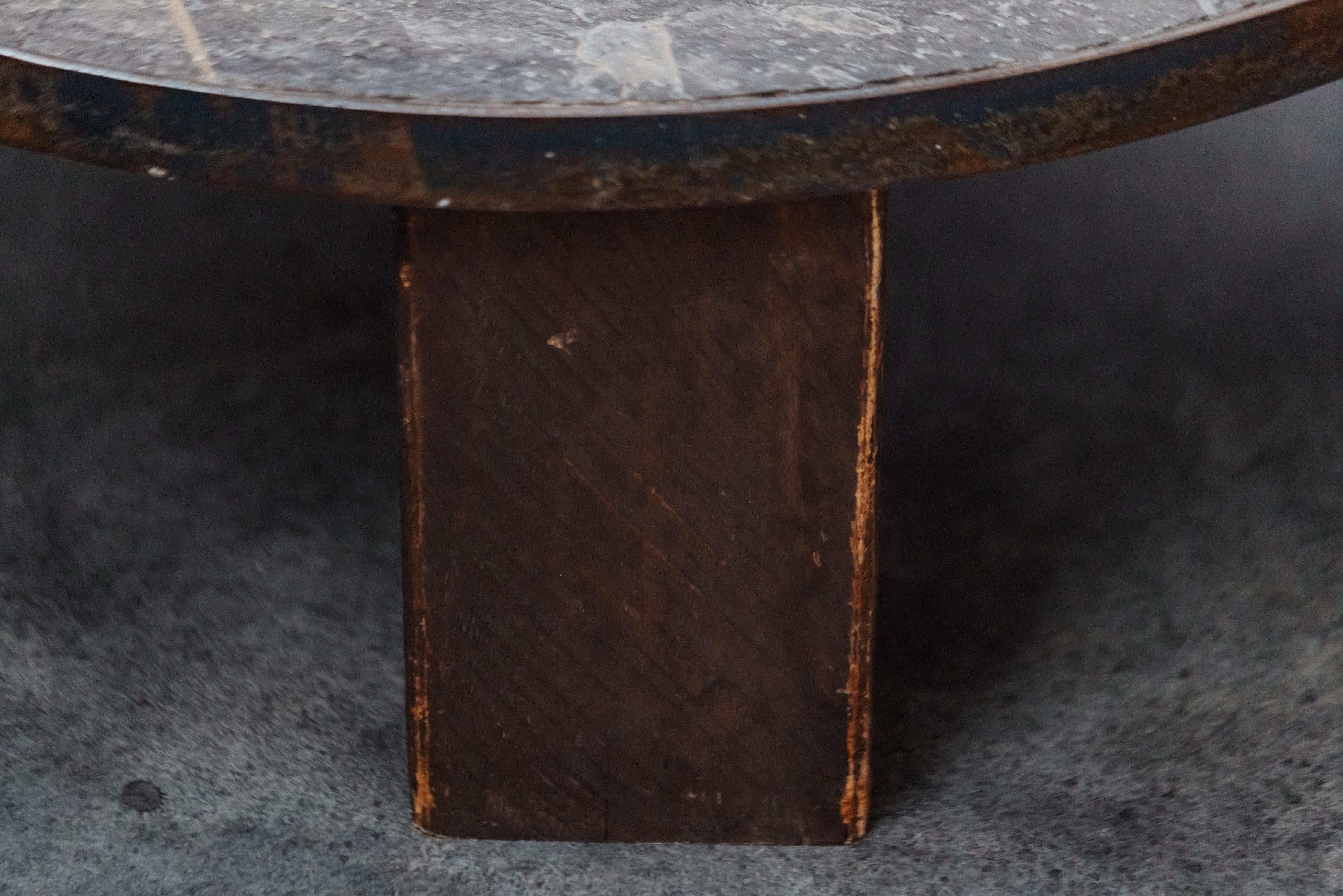 Milieu du XXe siècle Table basse vintage en pierre et chêne de France, vers 1960 en vente