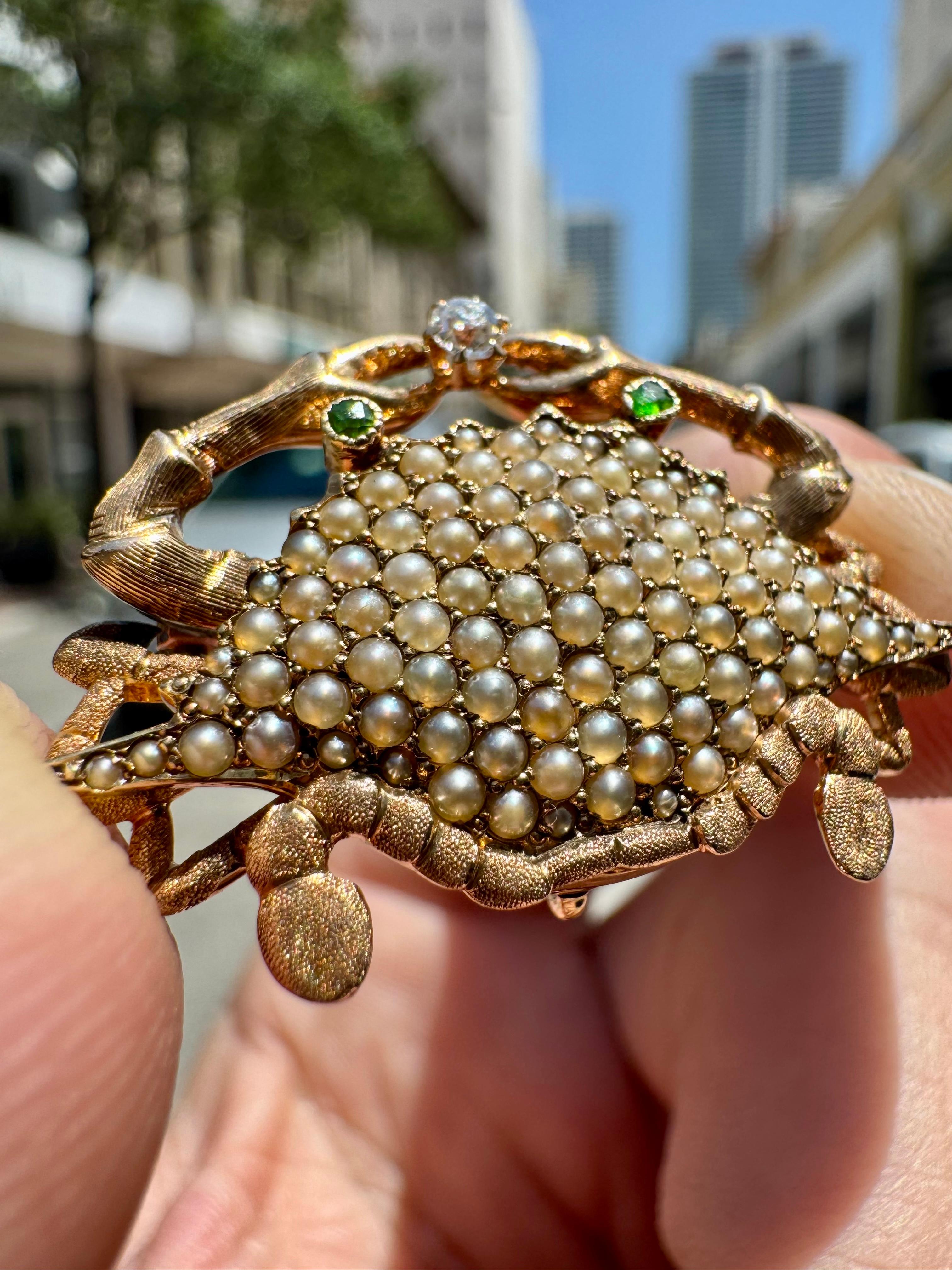 Vintage Stone Crab Pendant Diamond Tsavorite & Natural Seed Pearl Pendant Brooch In Good Condition For Sale In MIAMI, FL