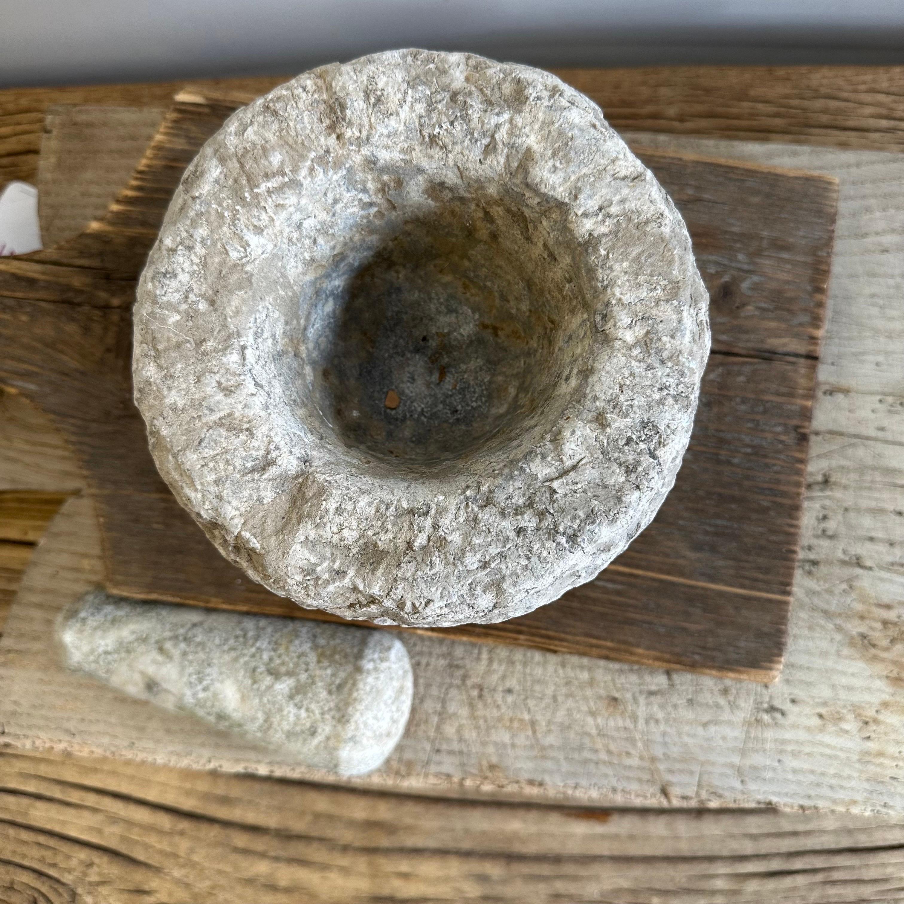 Vintage Stone Mortar Bowl and Pestle Set In Good Condition For Sale In Brea, CA