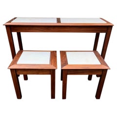 Tavoli in teak d'epoca con piano in pietra della metà del secolo scorso - Set di 3