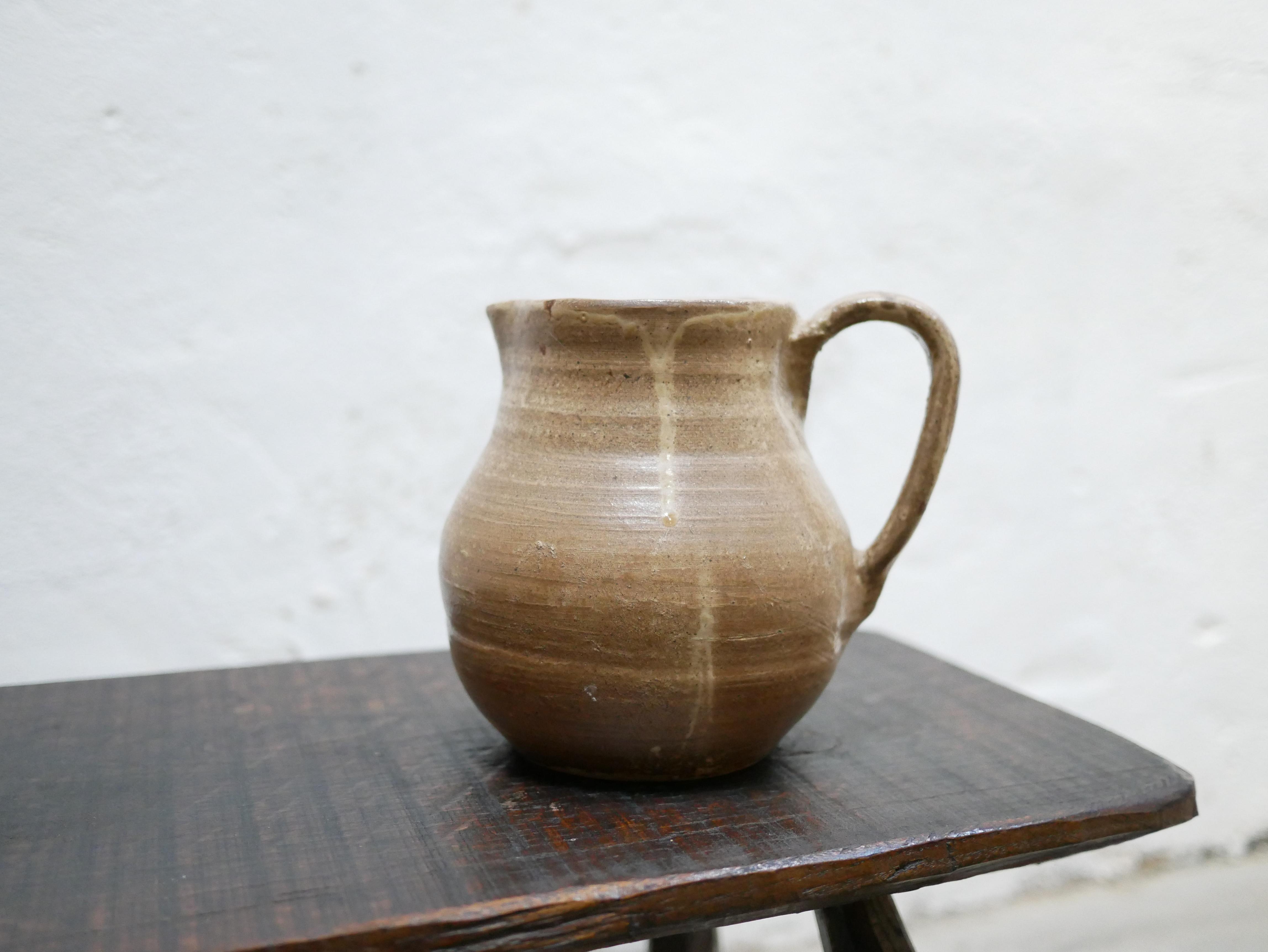Vintage Stoneware Pitcher In Good Condition For Sale In AIGNAN, FR