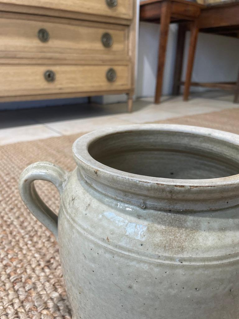 Français Pot en grès vintage en vente