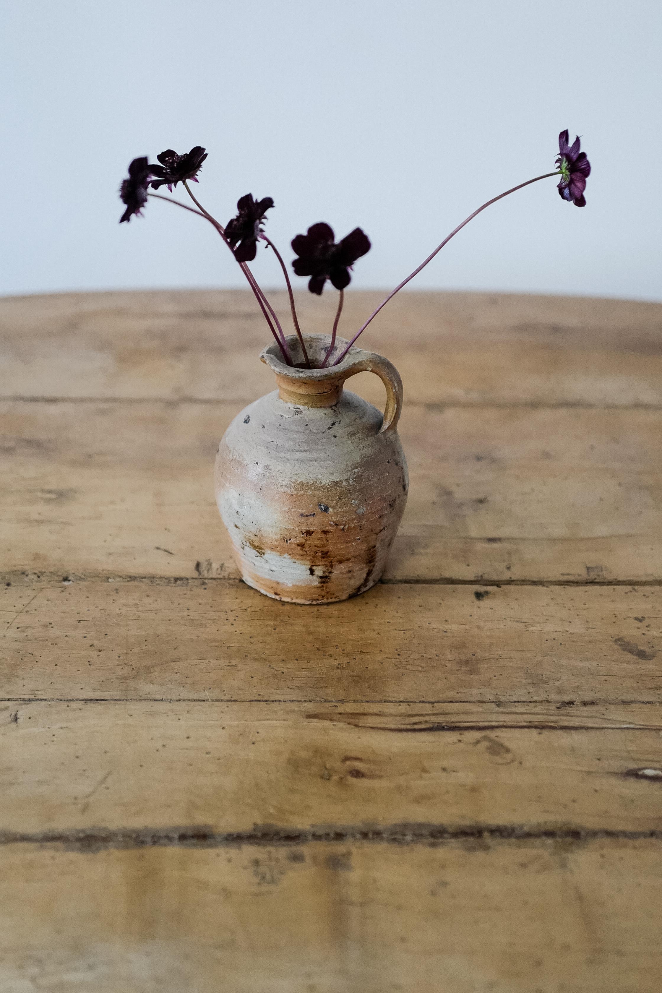 Poteries Pichet à eau vintage en poterie de grès de Provence, lot de 3 en vente