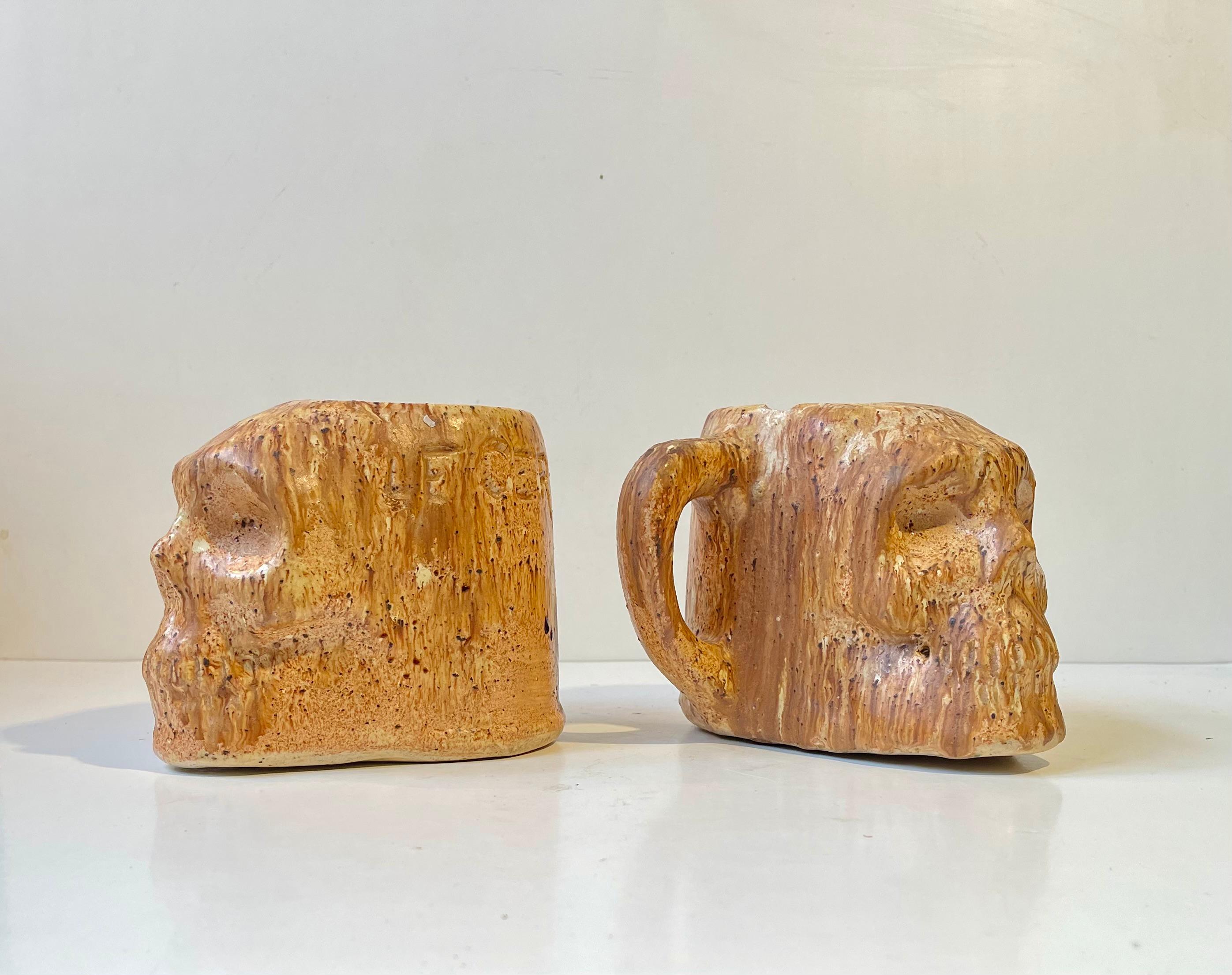 Fine XX secolo Tazze con teschio in gres d'epoca dell'Horror Bar Le Cercueil di Bruxelles, anni '70 in vendita