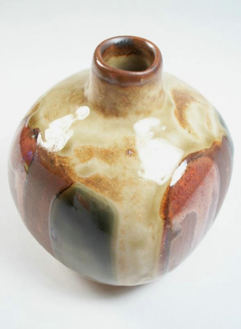 Vaso a bocciolo d'epoca in Stoneware Studio Pottery - Non firmato - Giappone - Metà del XX secolo in vendita 6
