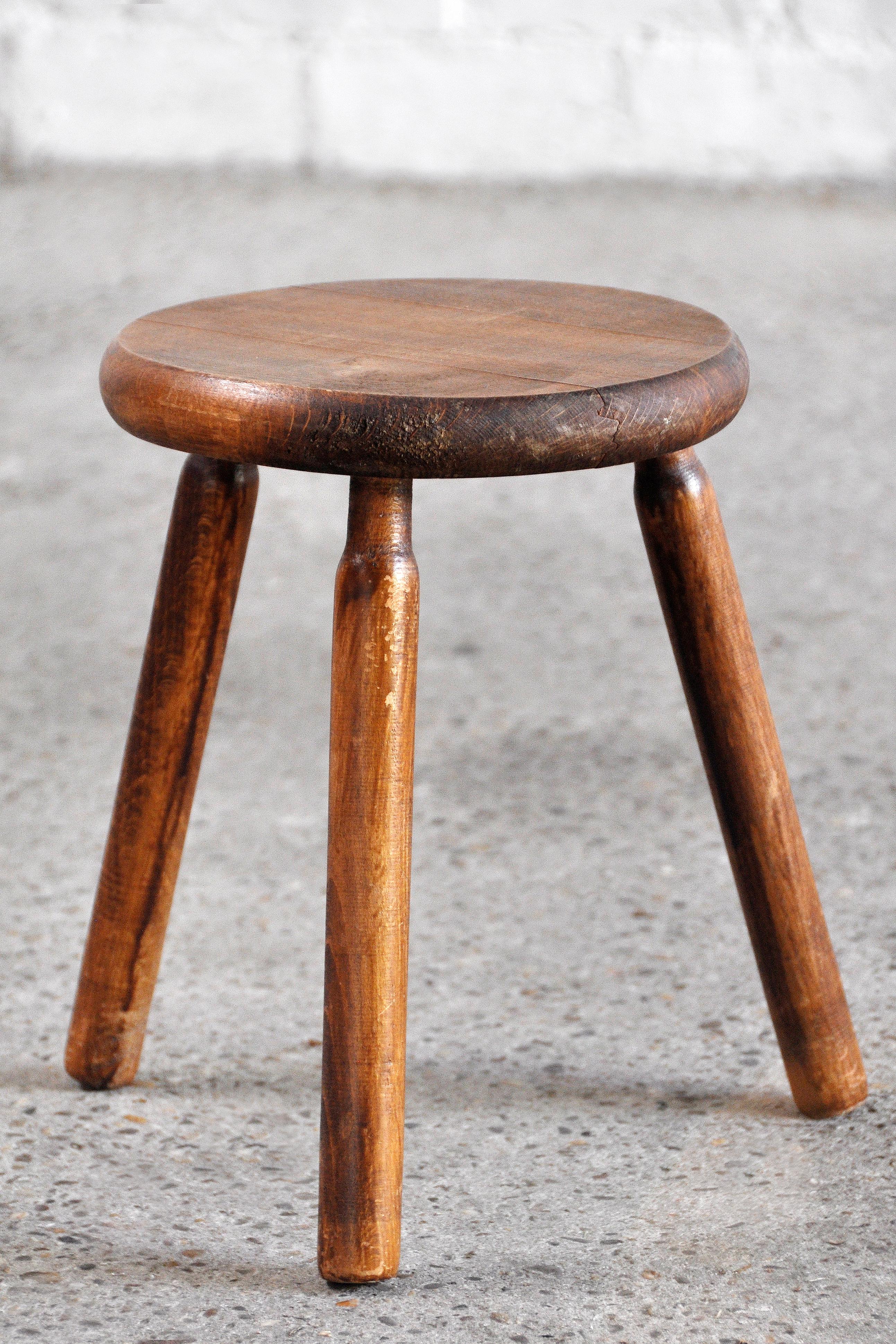 Vintage Stool in the Manner of Charlotte Perriand, France, Mid-20th Century In Good Condition For Sale In Zwijndrecht, Antwerp