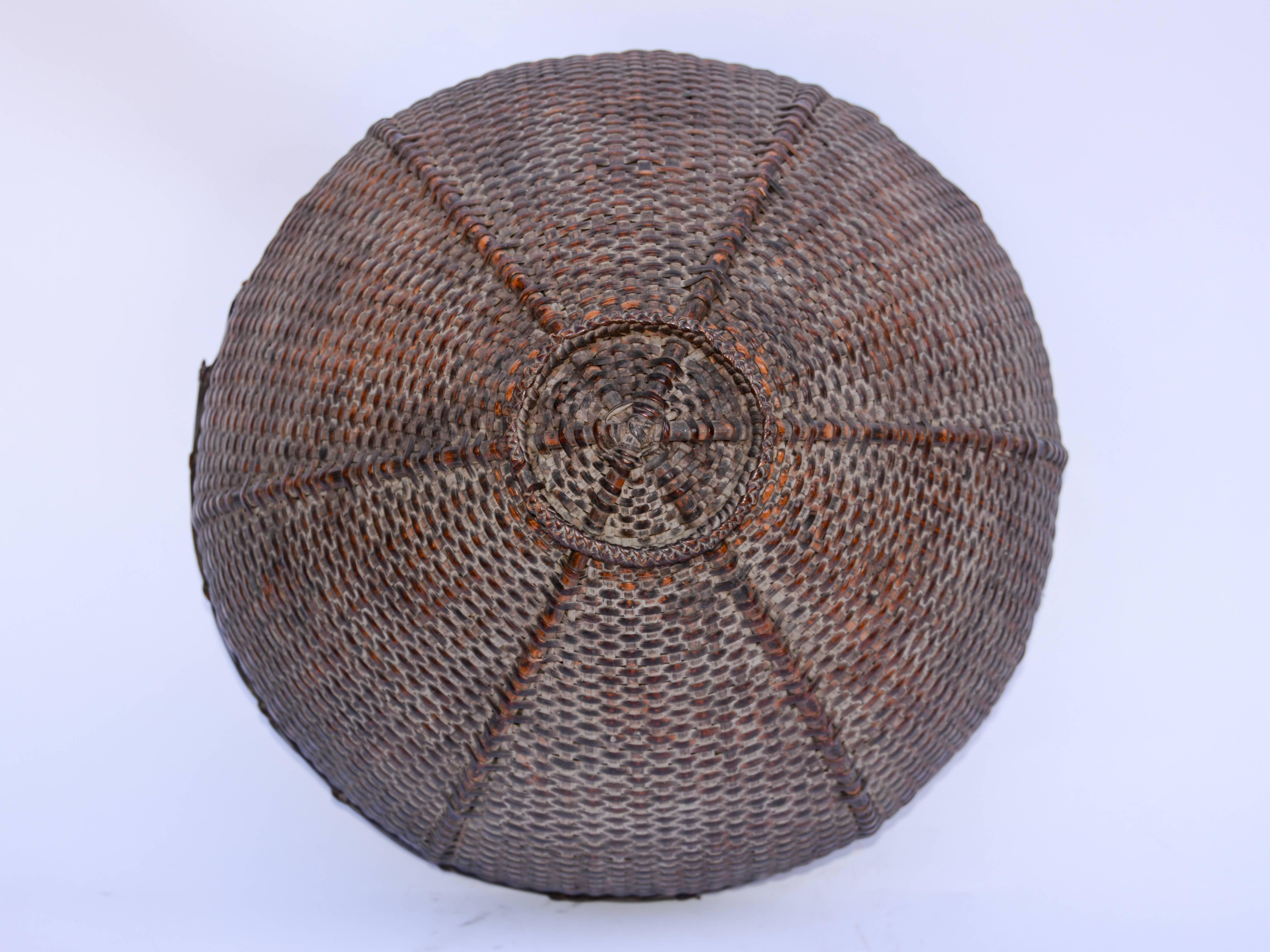 Vintage Storage Basket with Domed Lid Rawang of Burma, Mid-20th Century, Bamboo 6