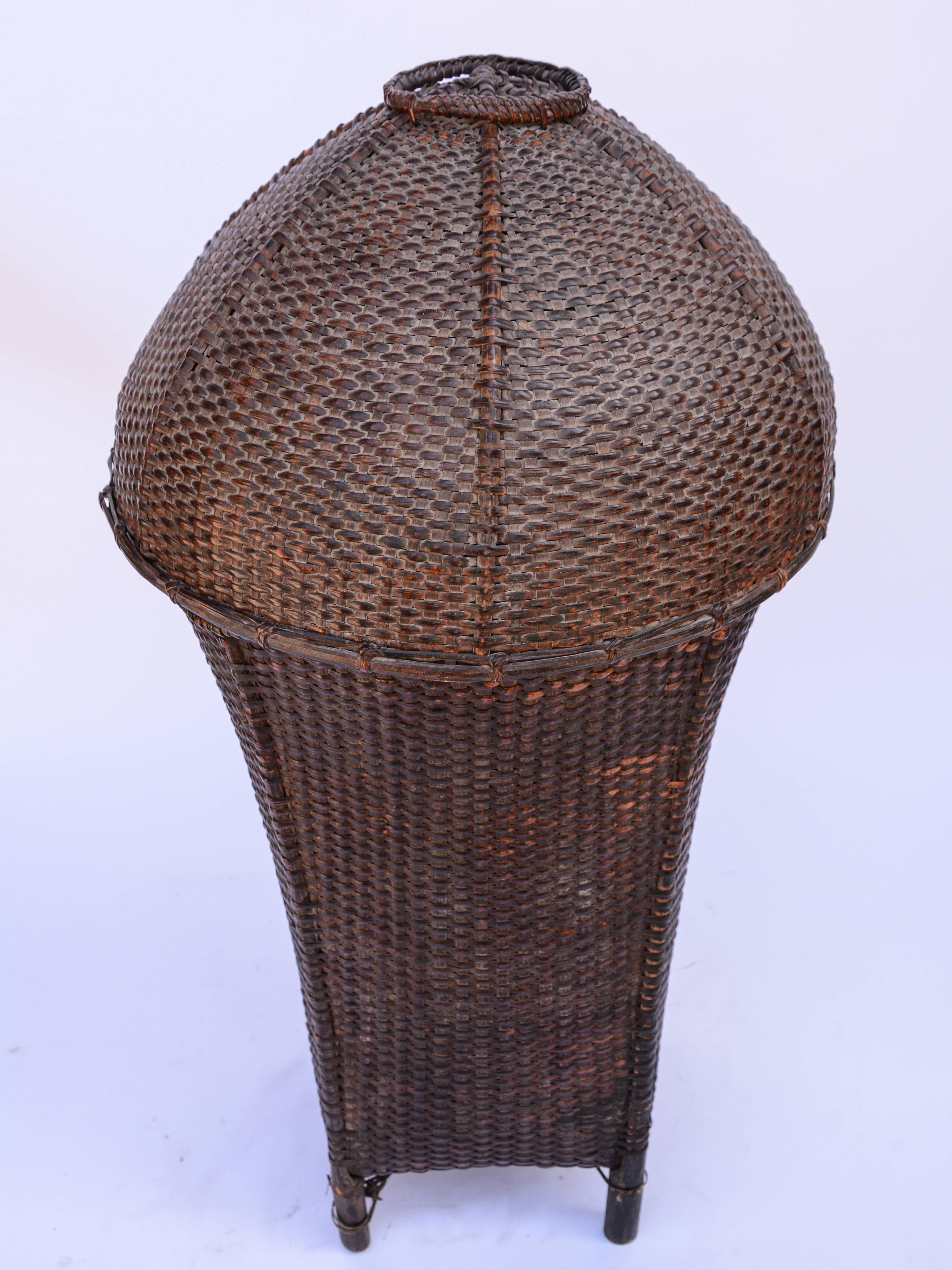 Vintage Storage Basket with Domed Lid Rawang of Burma, Mid-20th Century, Bamboo 10