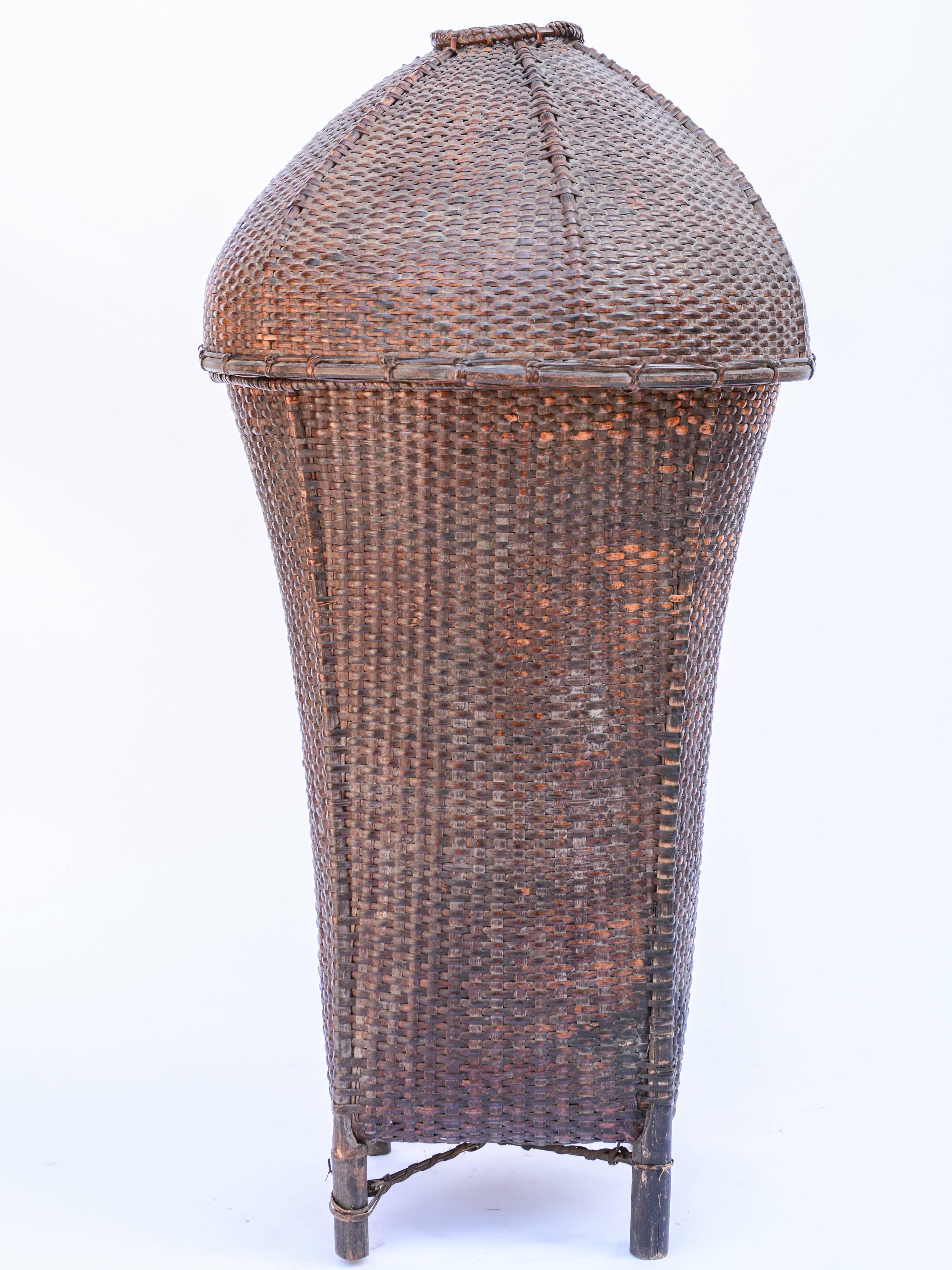 Burmese Vintage Storage Basket with Domed Lid Rawang of Burma, Mid-20th Century, Bamboo