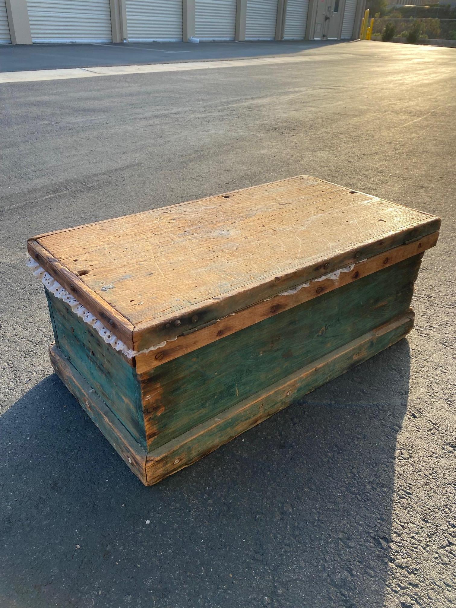 Vintage Storage Chest, Wooden Box In Distressed Condition In Spring Valley, CA