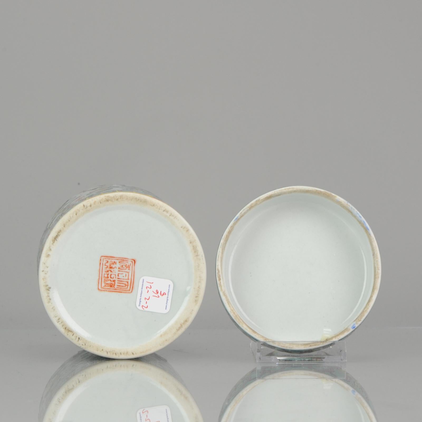 Vintage-Aufbewahrungsgefäßschachtel aus chinesischem Porzellan Proc, 2. Hälfte des 20. Jahrhunderts im Zustand „Gut“ im Angebot in Amsterdam, Noord Holland
