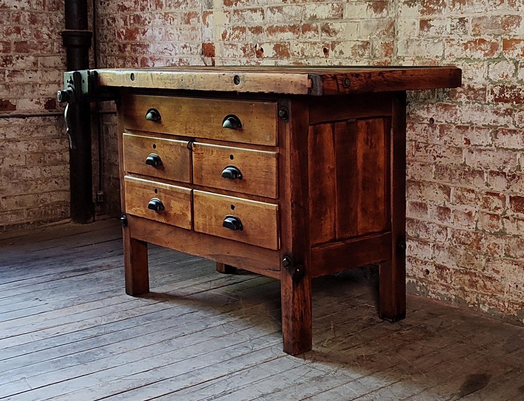 Vintage Storage Workbench with Quick Release Vise In Good Condition In Oakville, CT