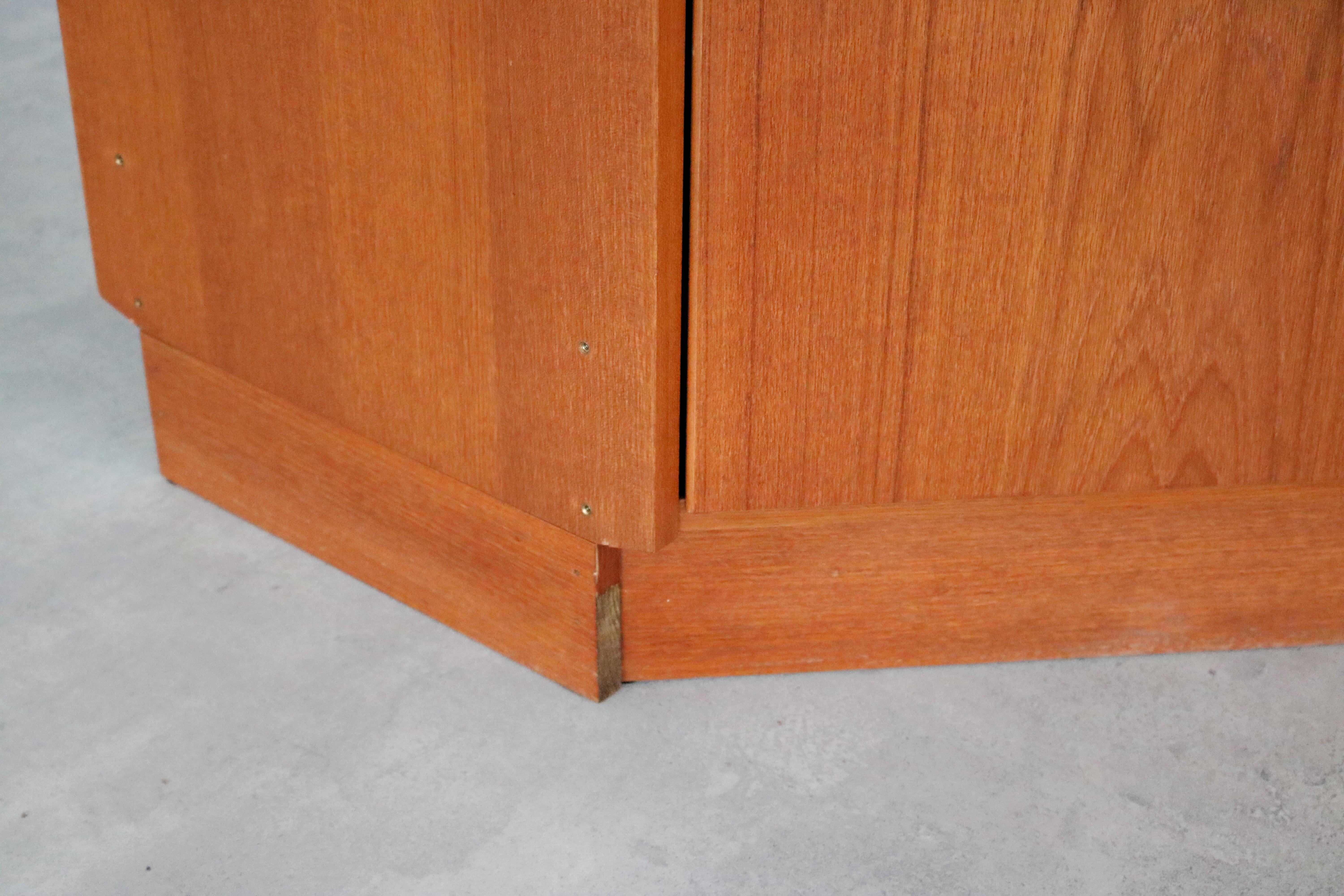 Vintage-Schrank  Bücherregal  Eckschrank  Schweden im Angebot 5