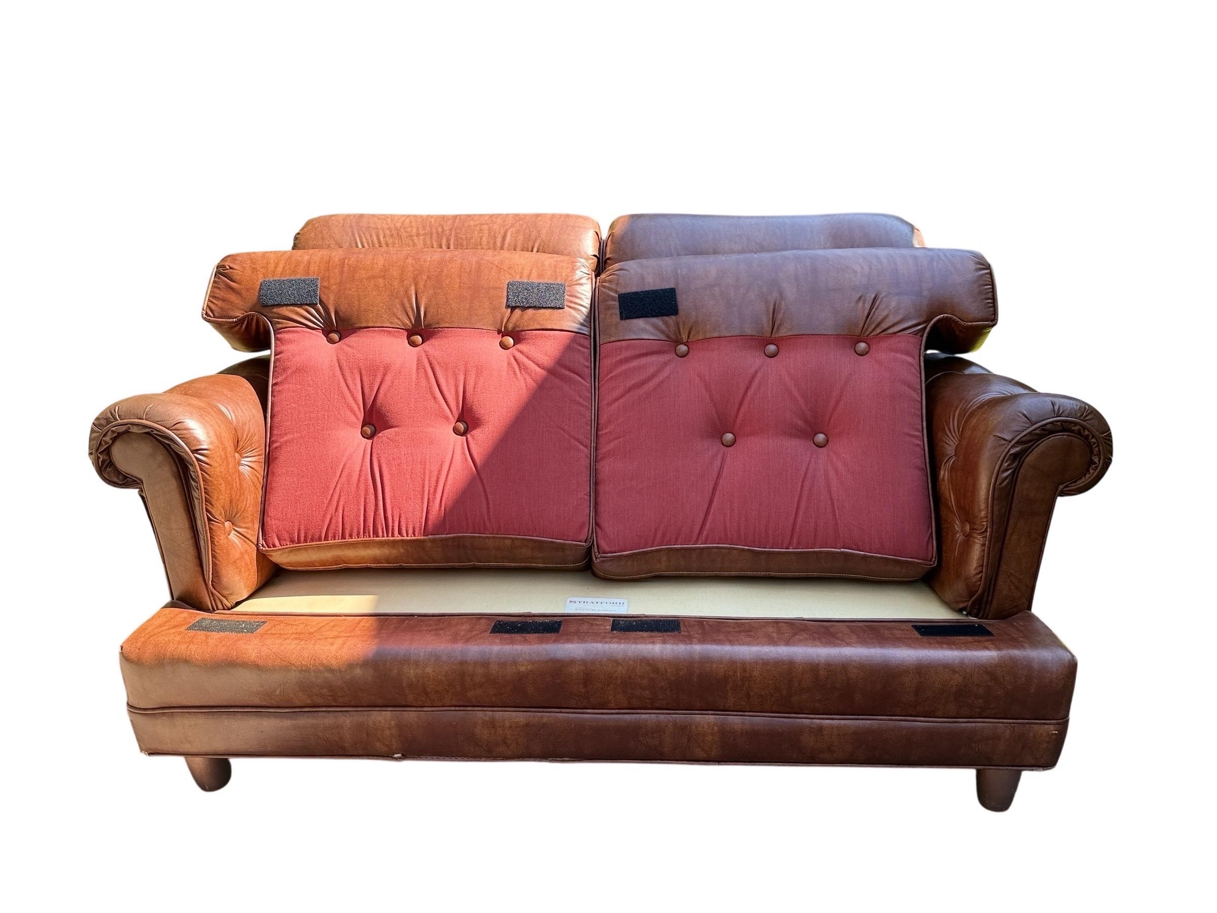 Vintage Stratford Designs Sofá Chesterfield de piel vintage Sofá de piel marrón siglo XX en venta