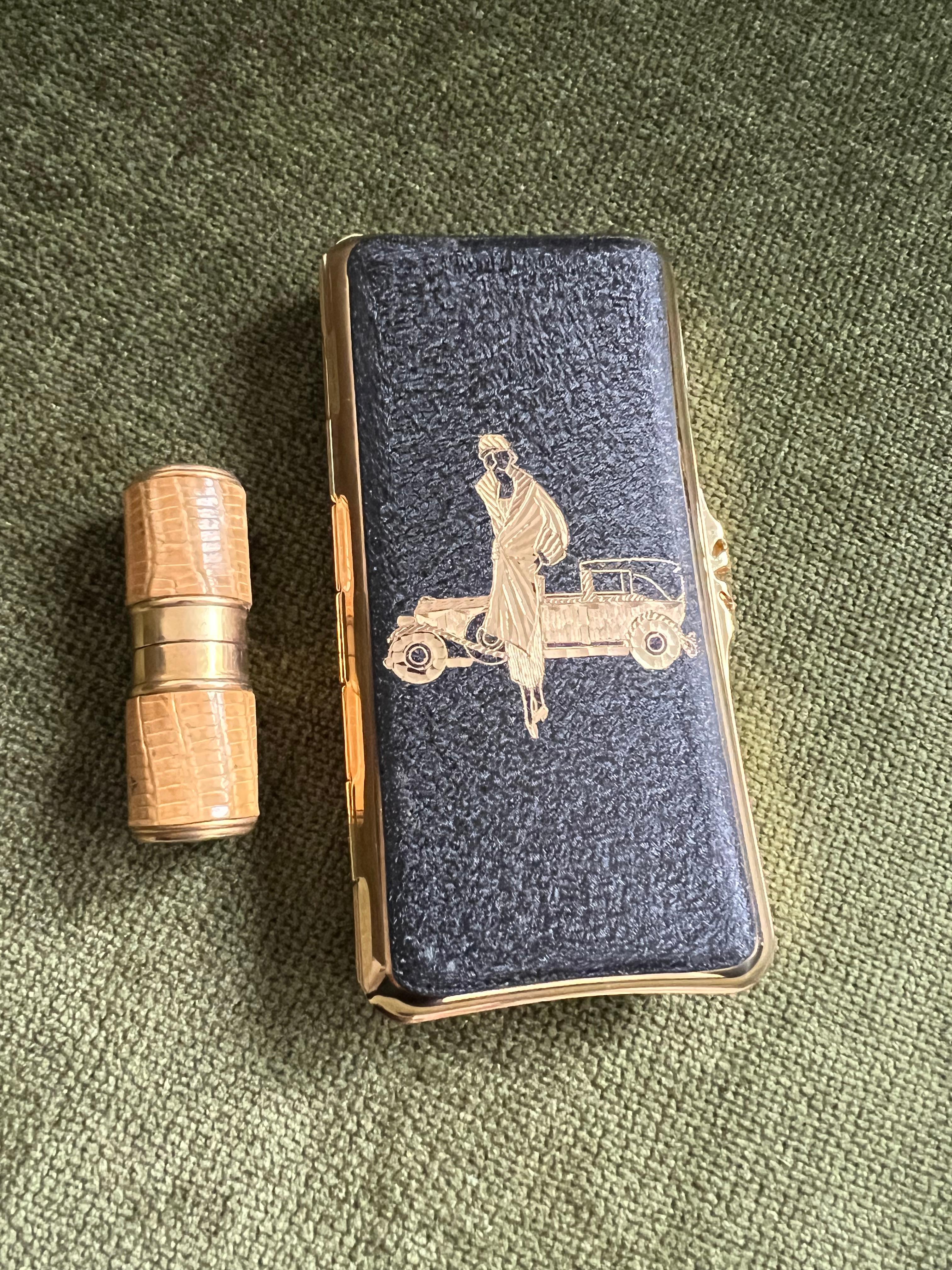 Rare Vintage Stratton Cigarette Case
Art Deco 60s
Made in England 
&
Rare Vintage Bric Lux Paris Lipstick Petrol lighter with Snake Skin 
Art Deco 50s 
Made in France 

Wonderful set to enjoy the pleasure of old times style.
Perfect for a special
