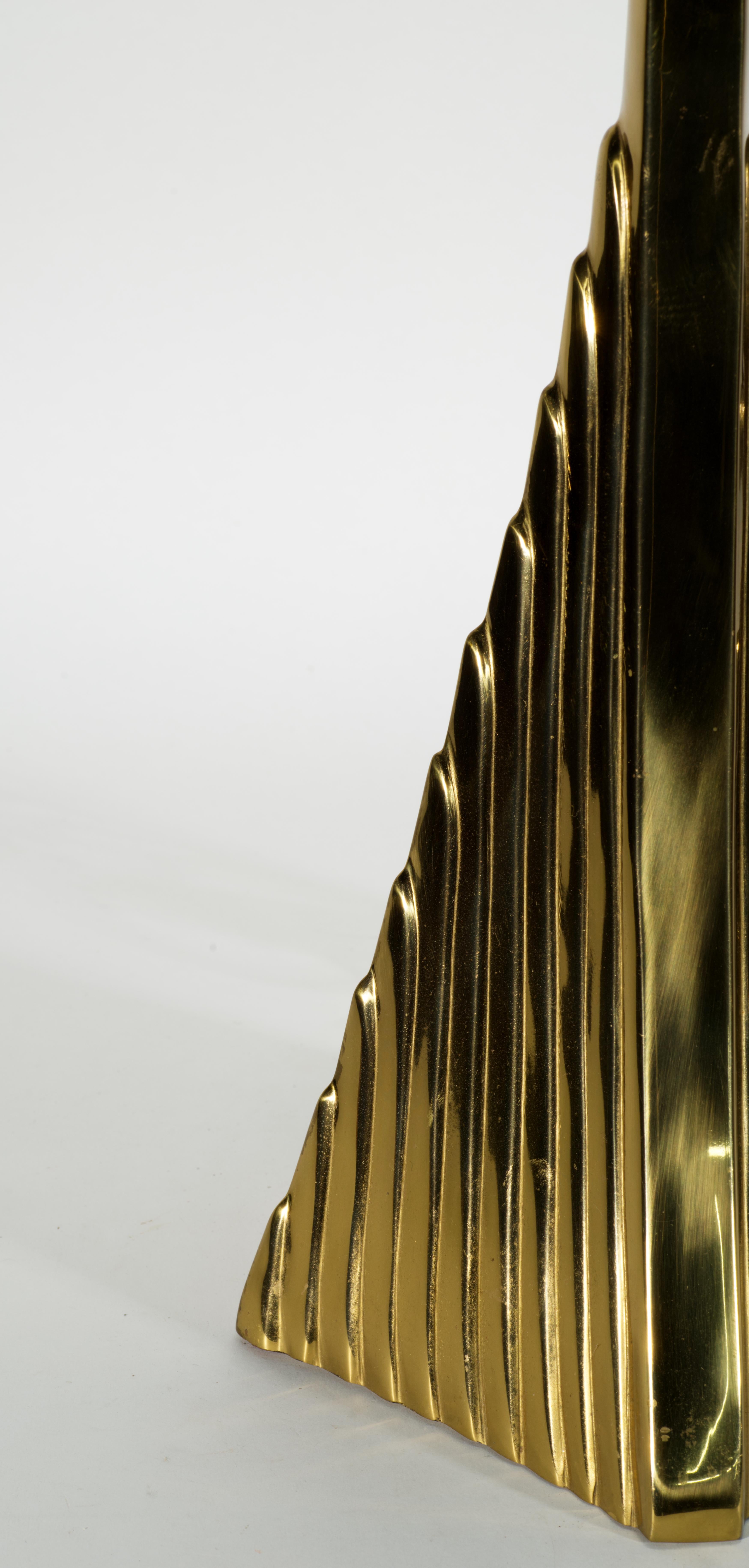 Streamline-Tischlampe im Art-déco-Stil mit Wolkenkratzer aus Messing, Vintage (Koreanisch) im Angebot