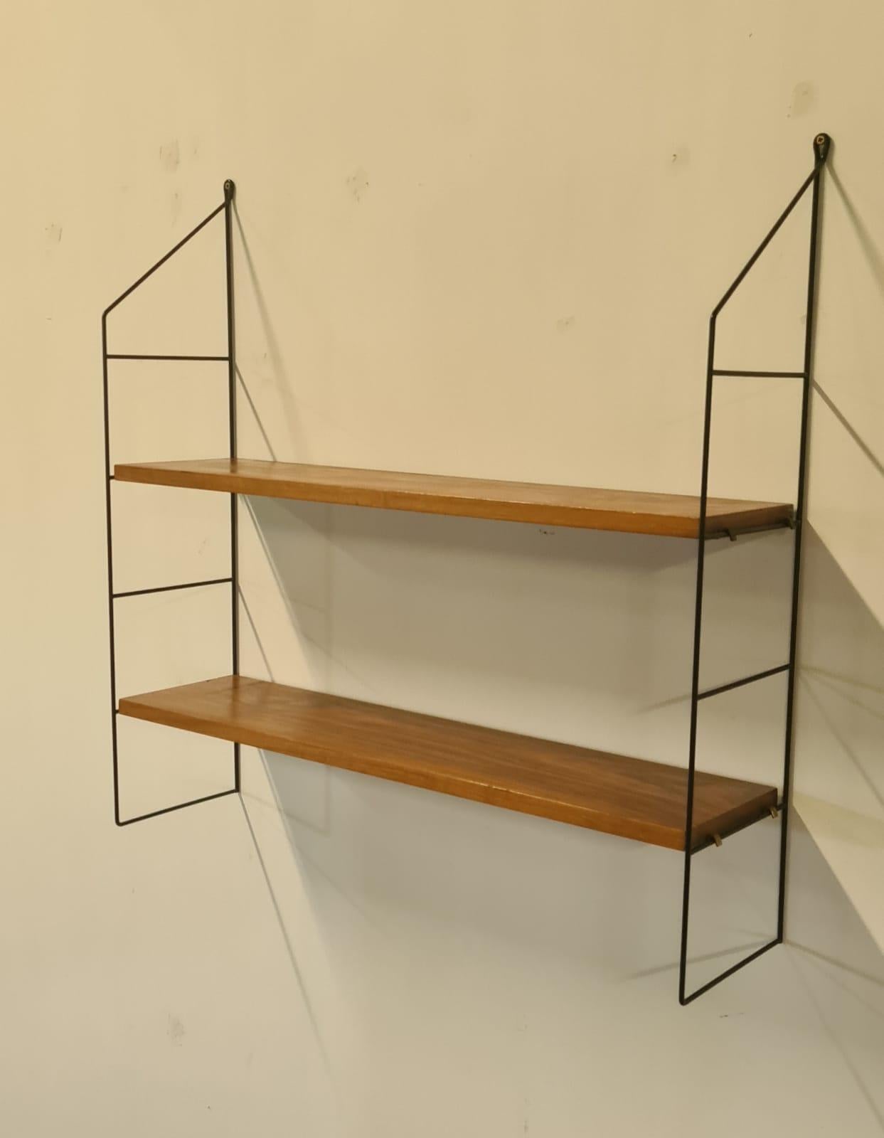 Vintage String Book Shelves, 1960s In Good Condition In Leuven, Vlaams Gewest