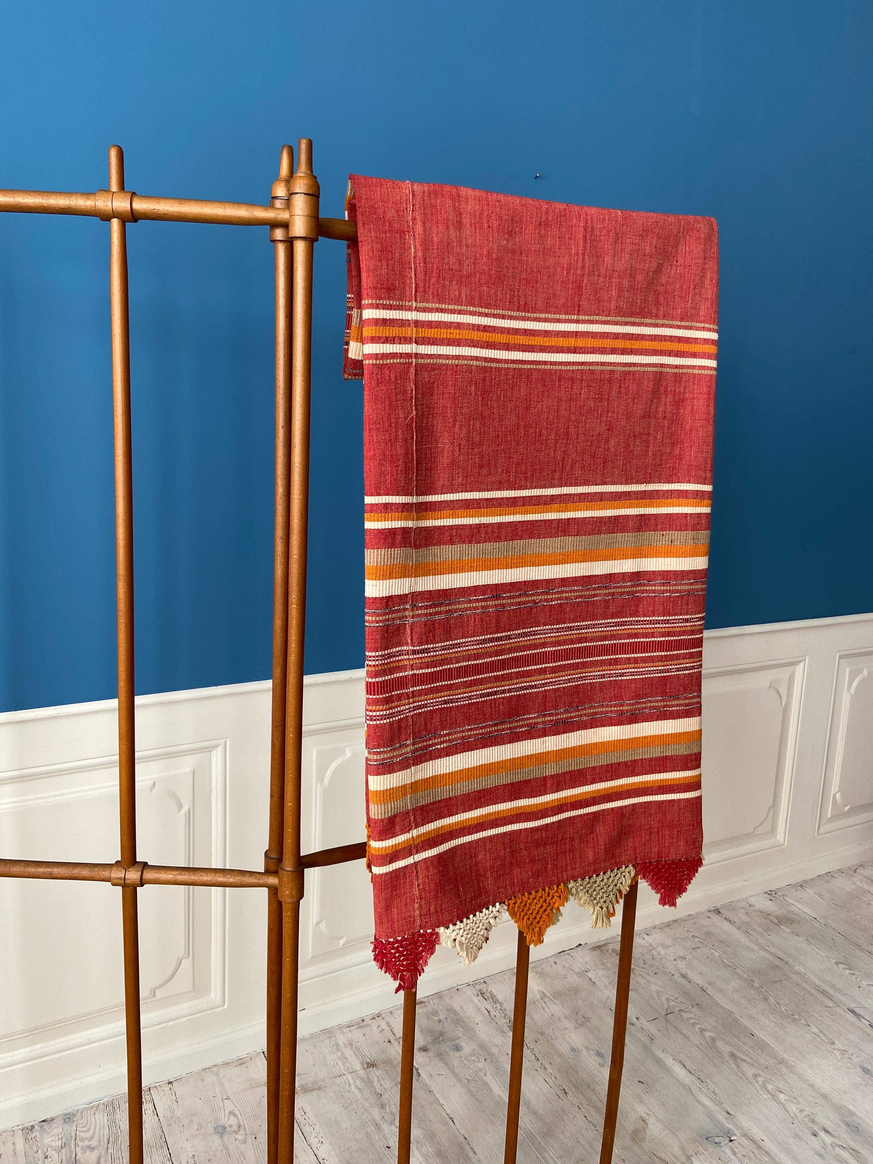 Vintage Striped Cotton Throw with Fringes, USA 20th Century For Sale 4