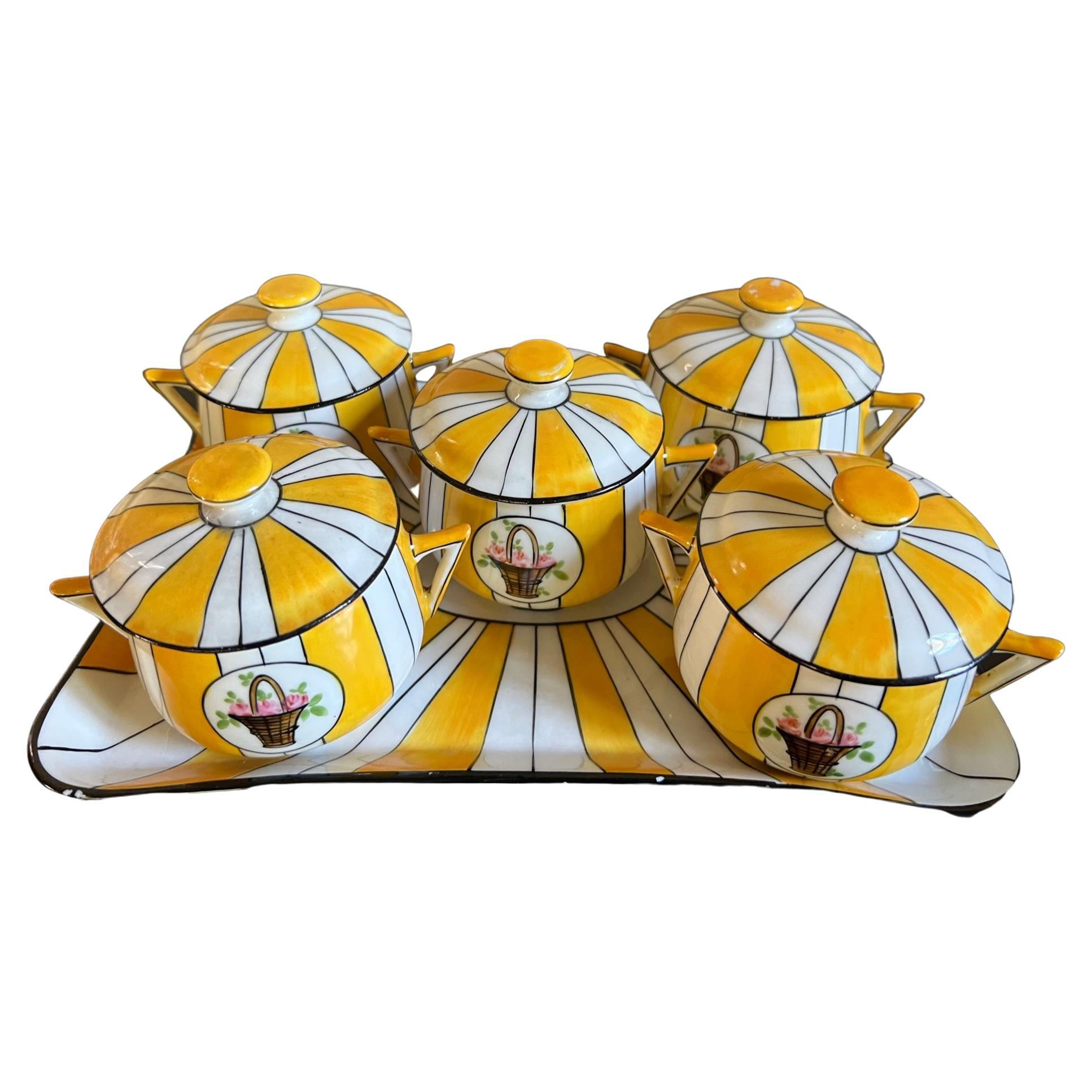 Gestreiftes Vintage-Töpfer-/Dessert-Set in Creme mit Tablett von Limoges