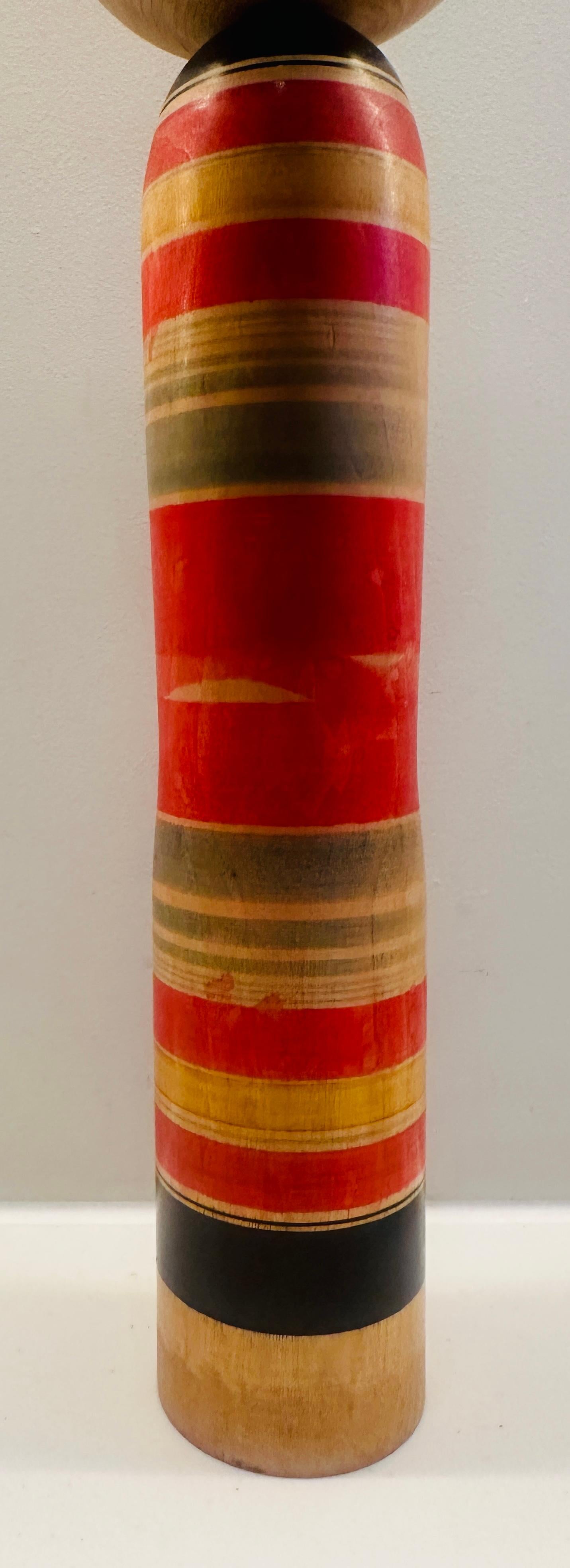 Vintage Striped Japanese Traditional Hand Painted Kokeshi Doll - Yajirou-Kei For Sale 9