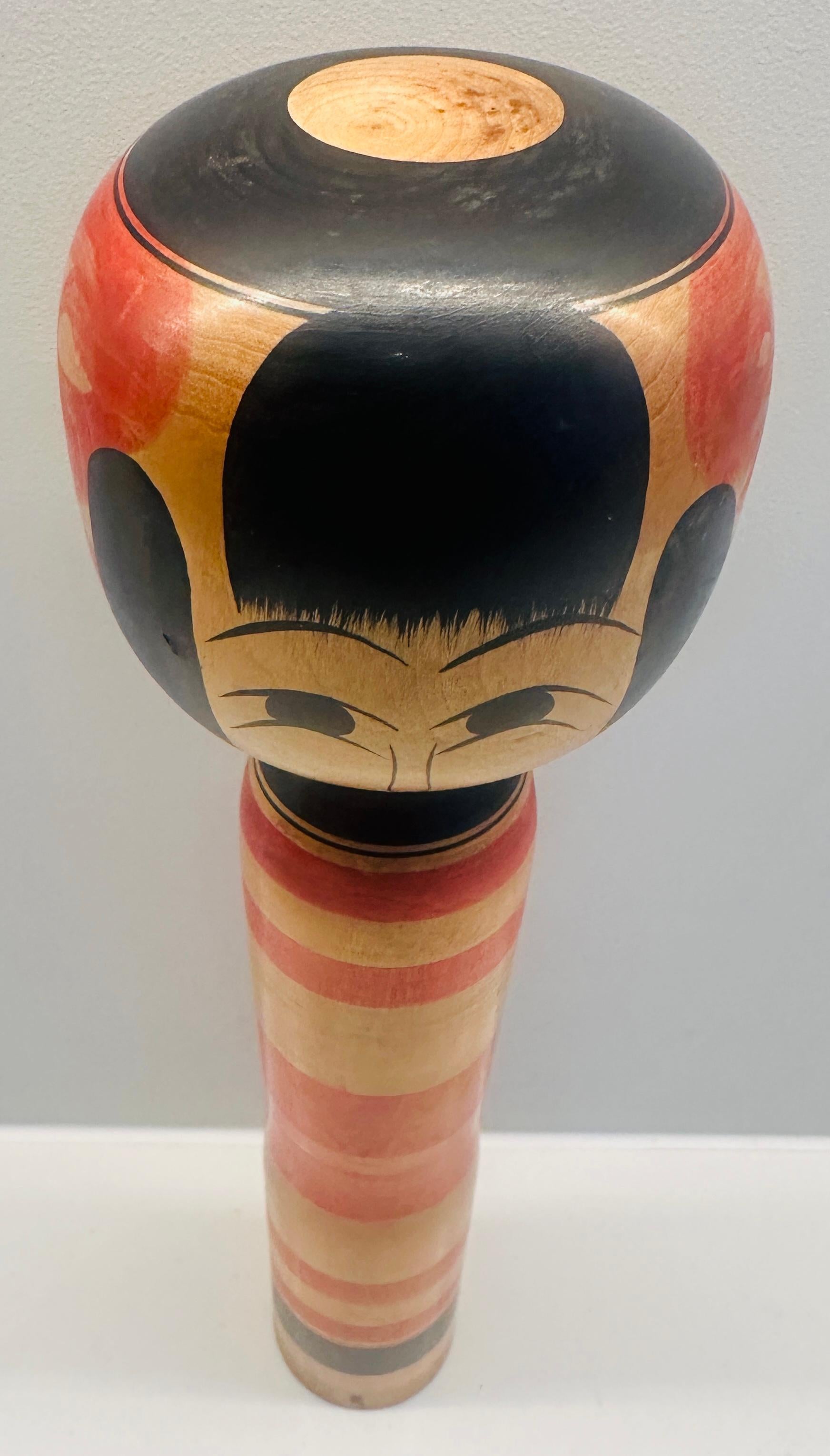 Edo Vintage Striped Japanese Traditional Hand Painted Kokeshi Doll - Yajirou-Kei For Sale