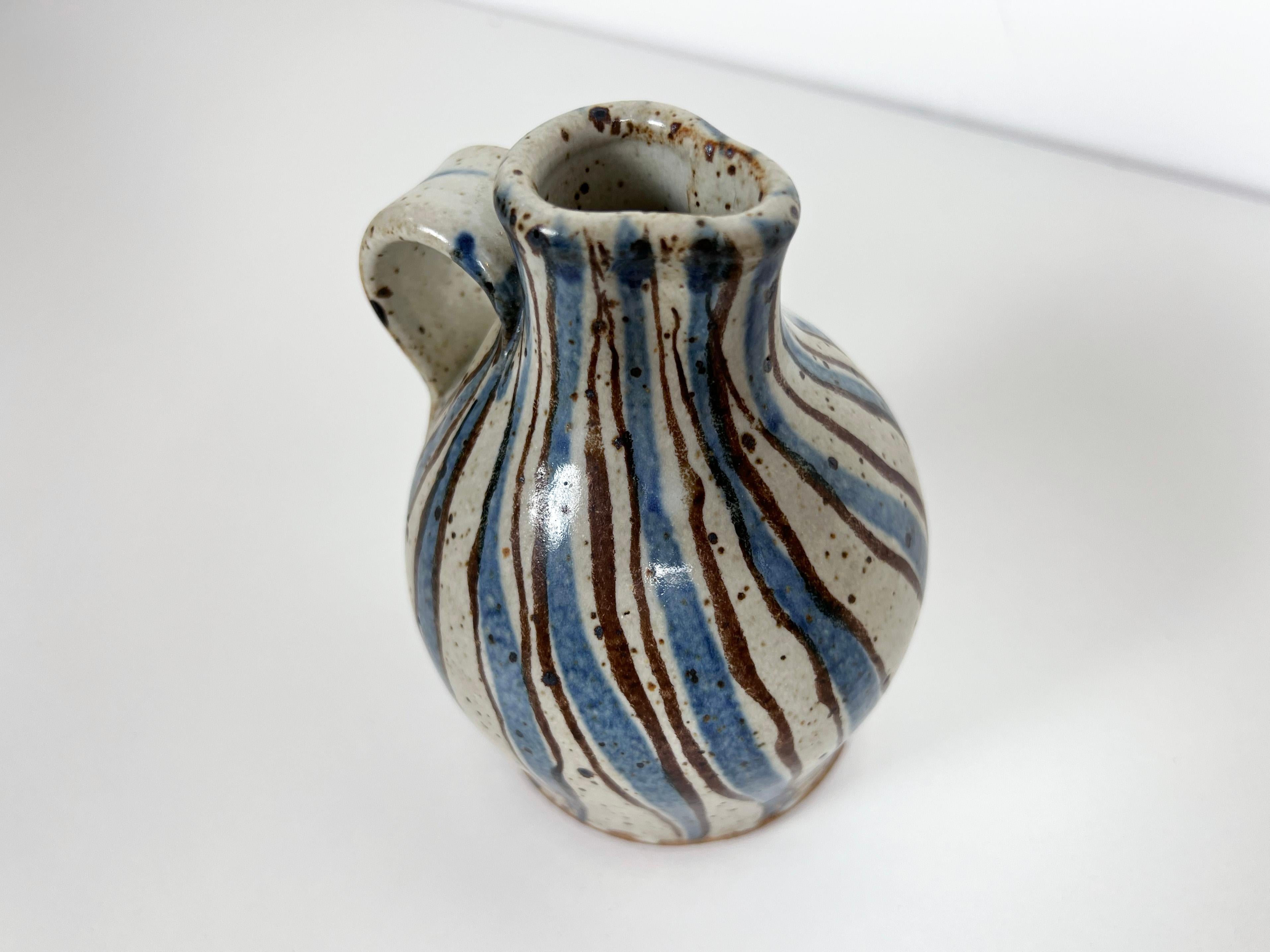 Vintage Striped Stoneware Creamer In Excellent Condition For Sale In Fort Lauderdale, FL