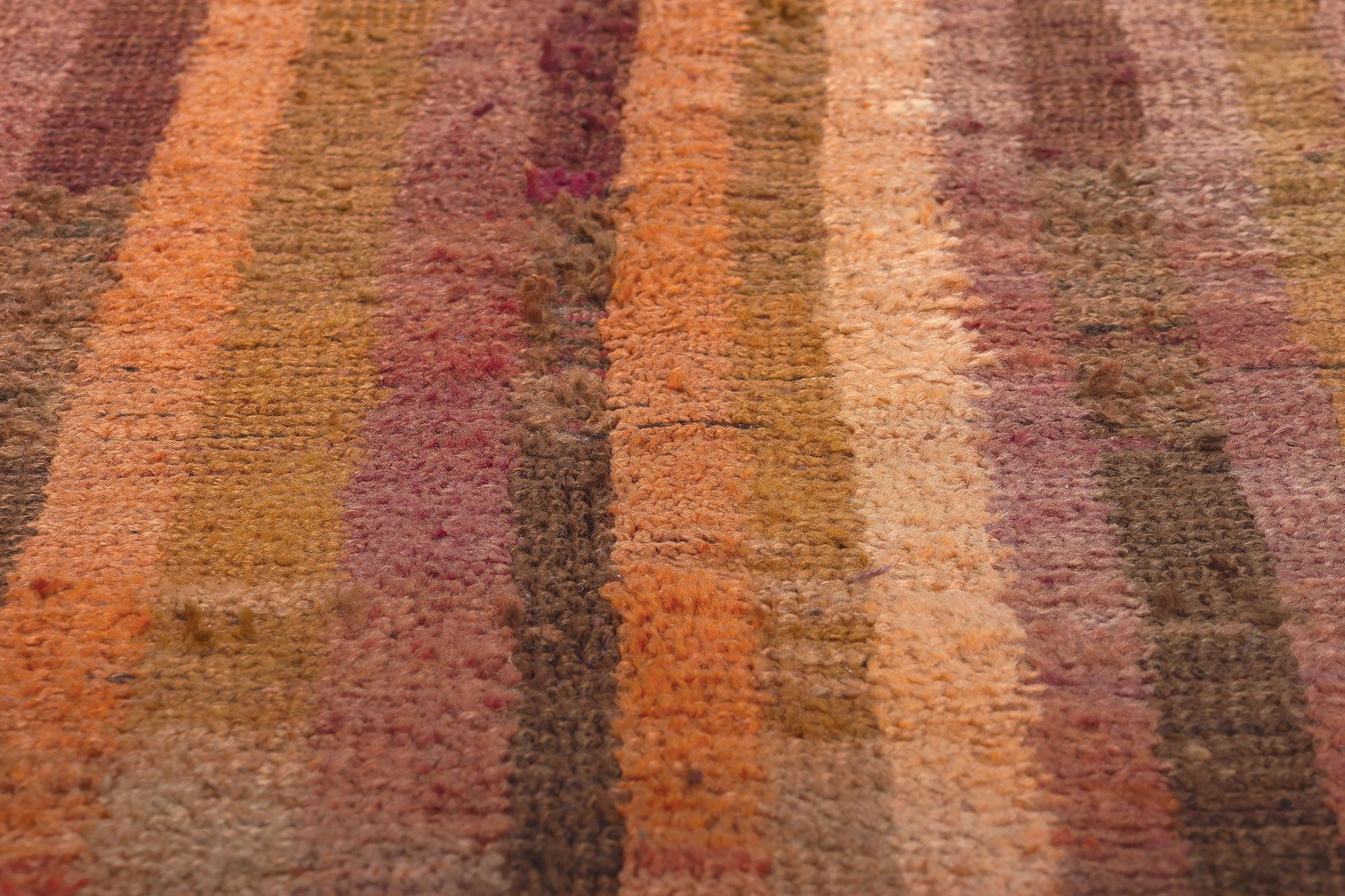 Gestreifter marokkanischer Talsint-Teppich im Vintage-Stil, Midcentury Modern Meets Cozy Bohemian (Handgeknüpft) im Angebot