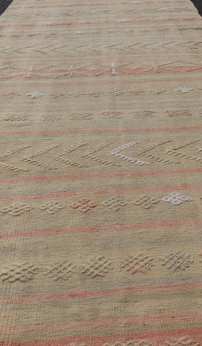 Vintage Striped Turkish Kilim Runner with Stripes in Tan, Ivory, & Light Coral For Sale 2