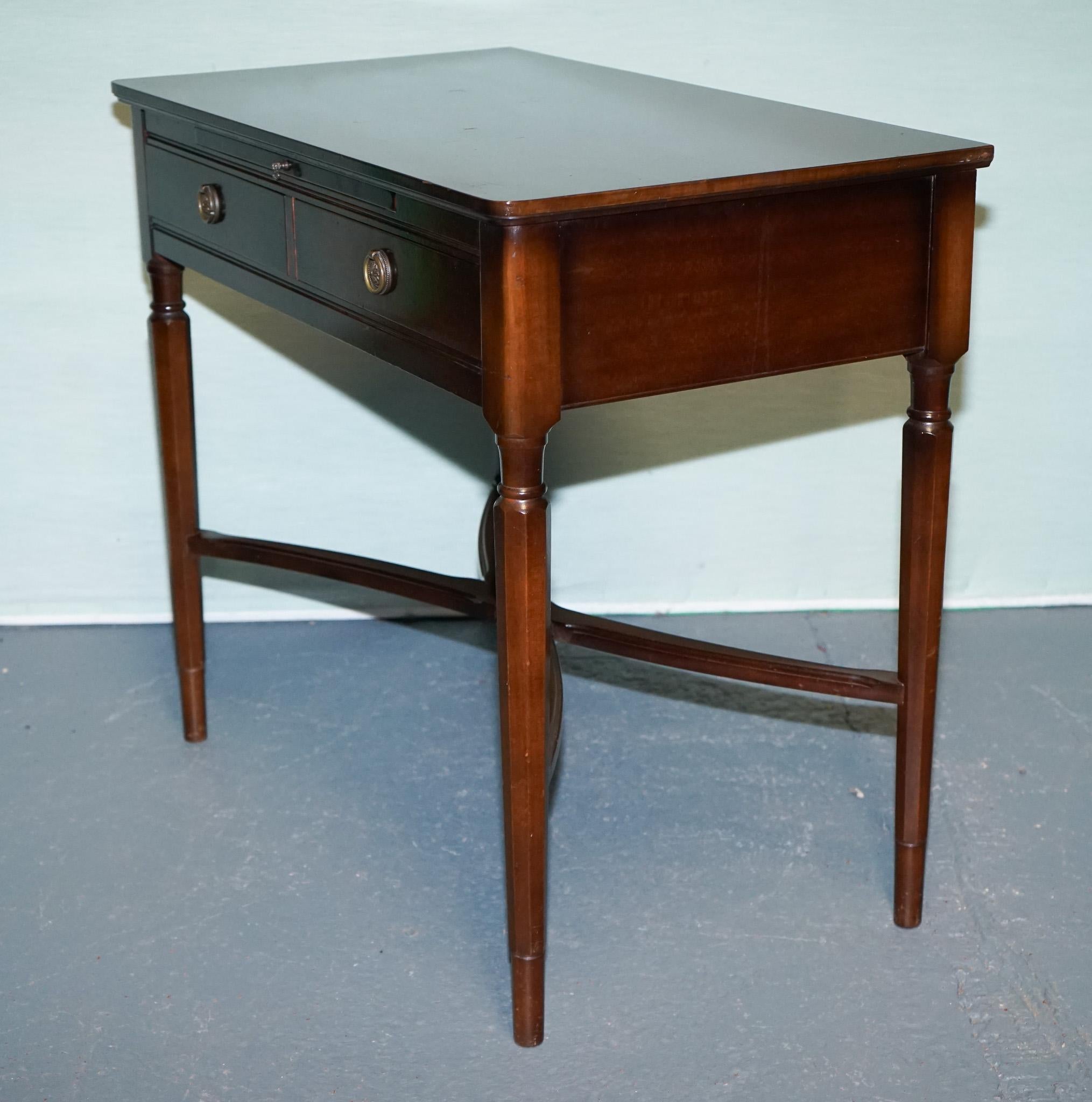 VINTAGE STRONGBOW GAME WRITING DESK WITH PULL OUT TRAY WITH LEATHER iNLAY For Sale 6